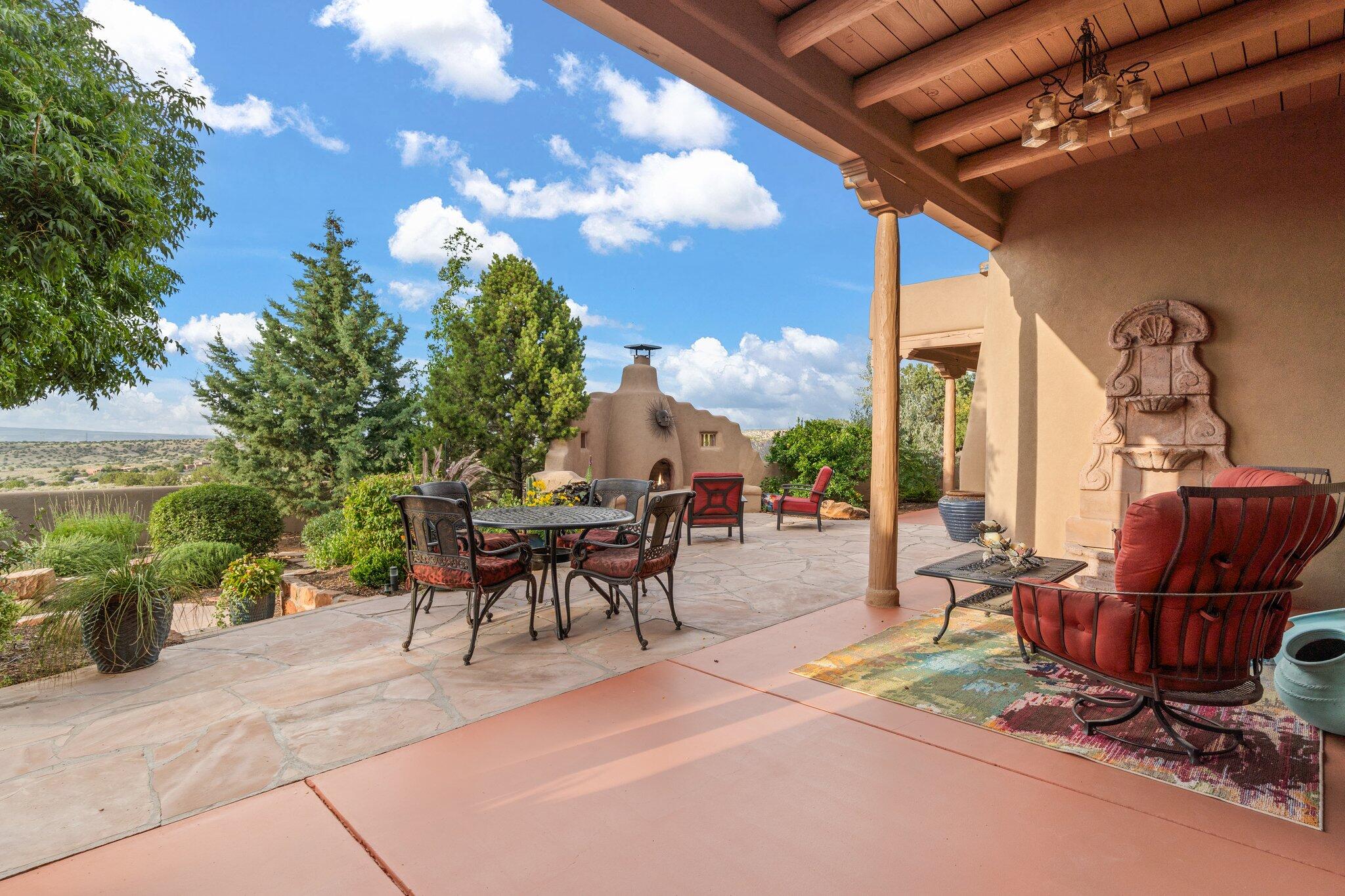 4 CAMINO VISTA HERMOSA