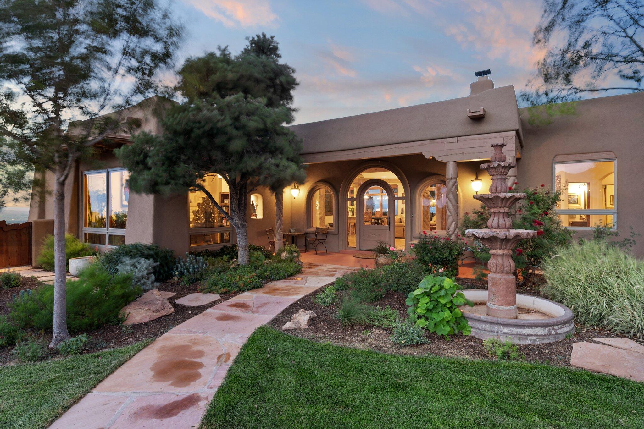 4 CAMINO VISTA HERMOSA