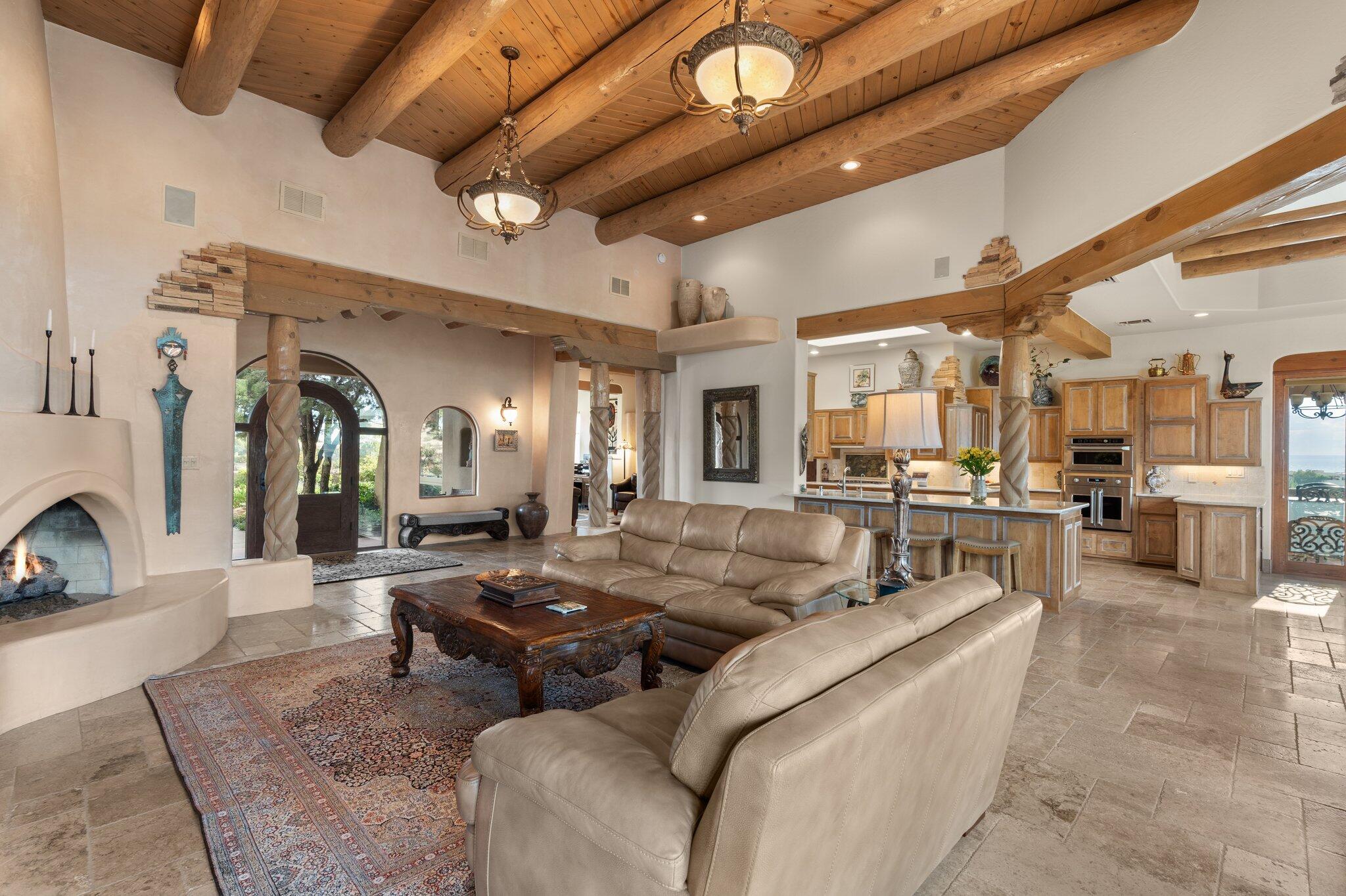 4 CAMINO VISTA HERMOSA