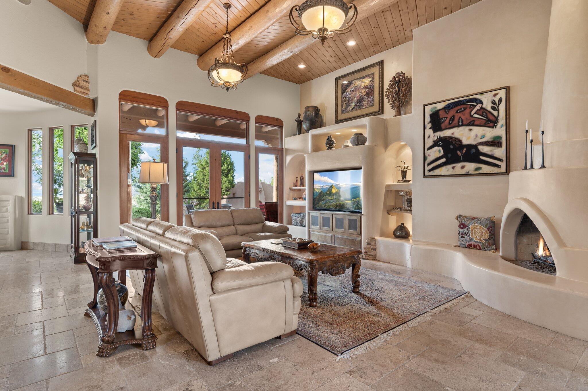 4 CAMINO VISTA HERMOSA