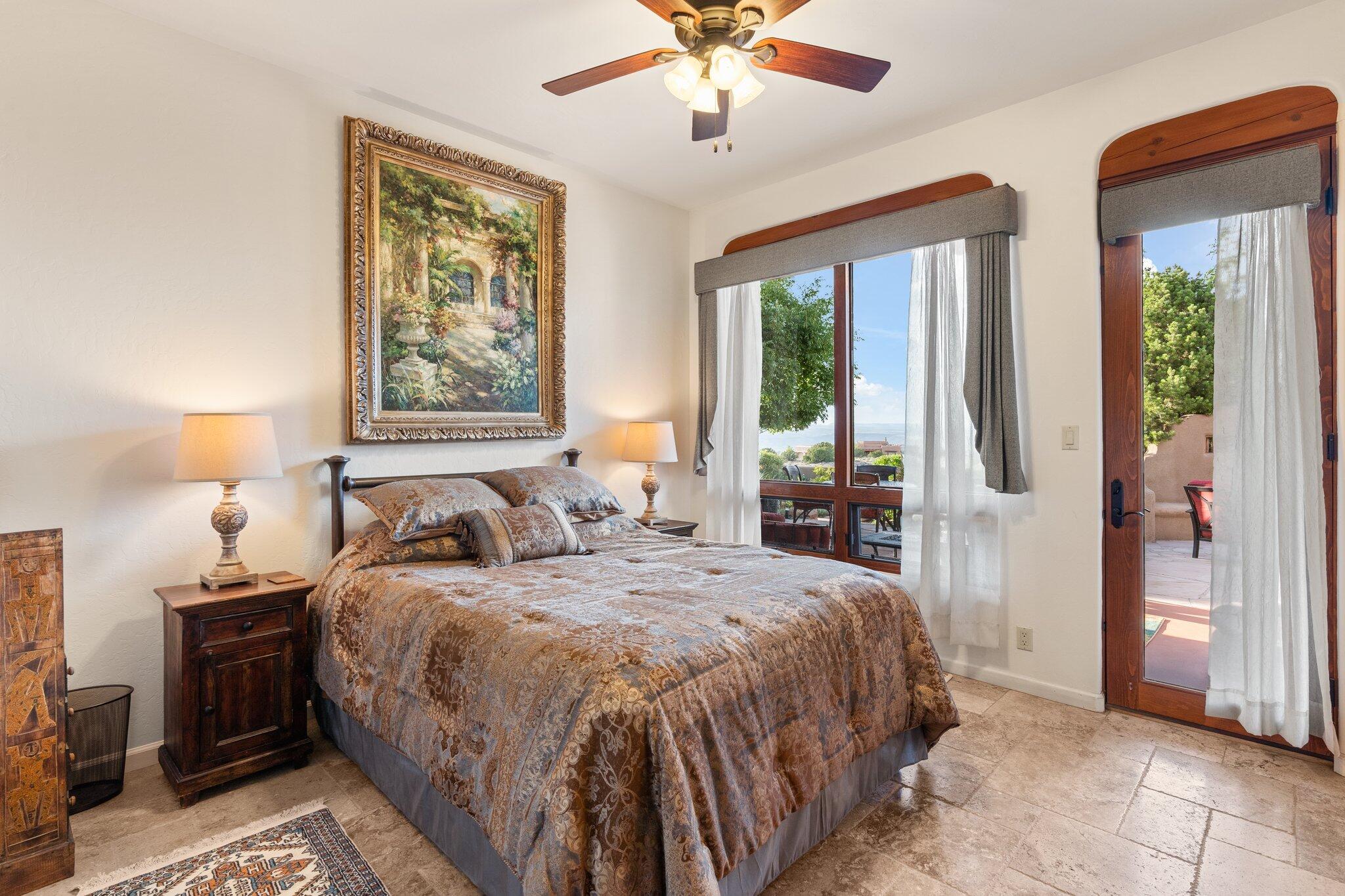 4 CAMINO VISTA HERMOSA