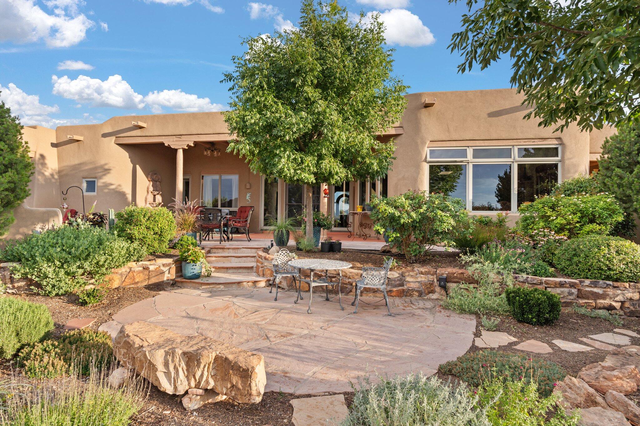 4 CAMINO VISTA HERMOSA