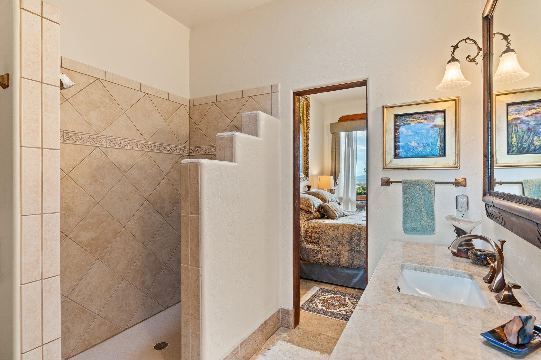 4 CAMINO VISTA HERMOSA