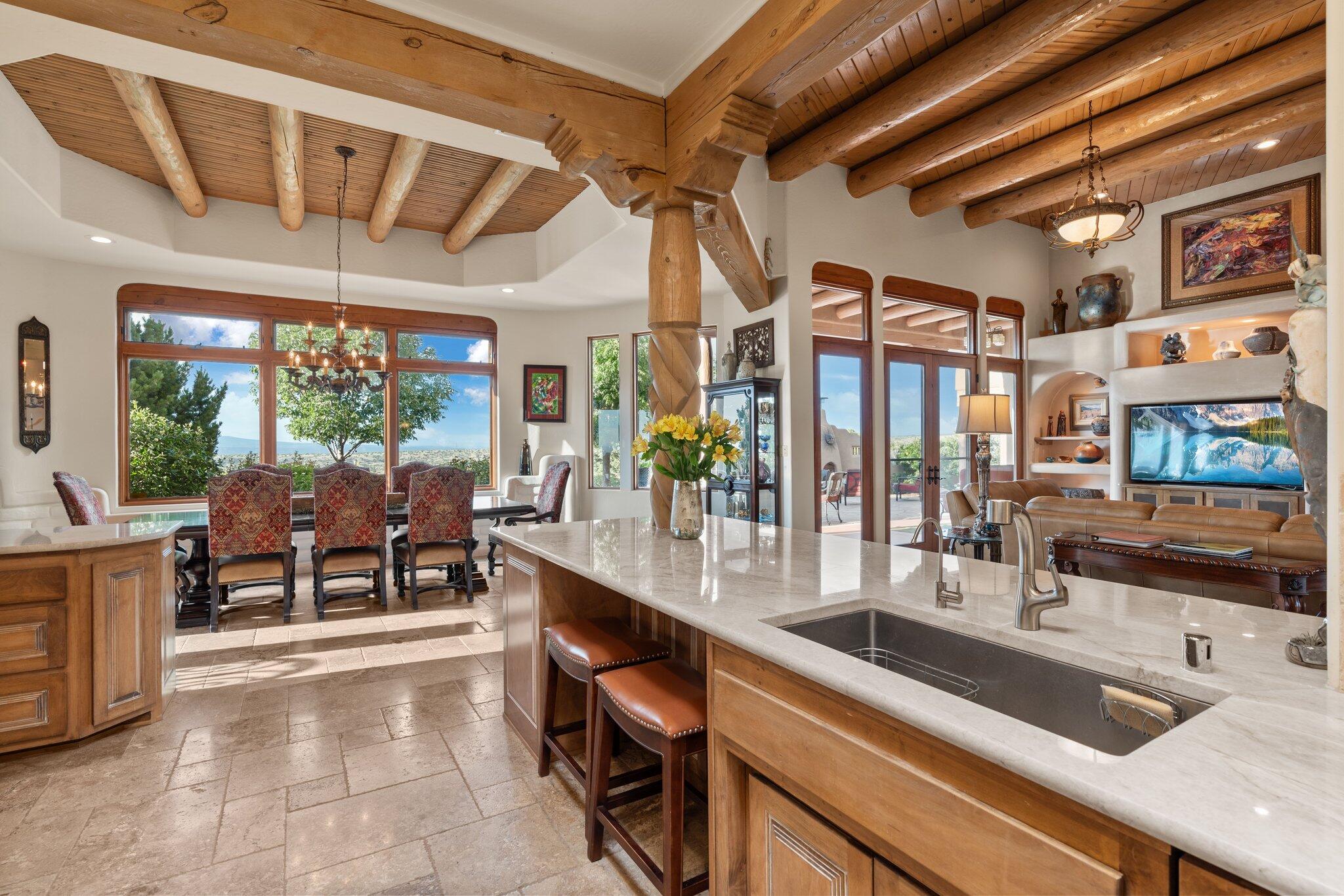 4 CAMINO VISTA HERMOSA