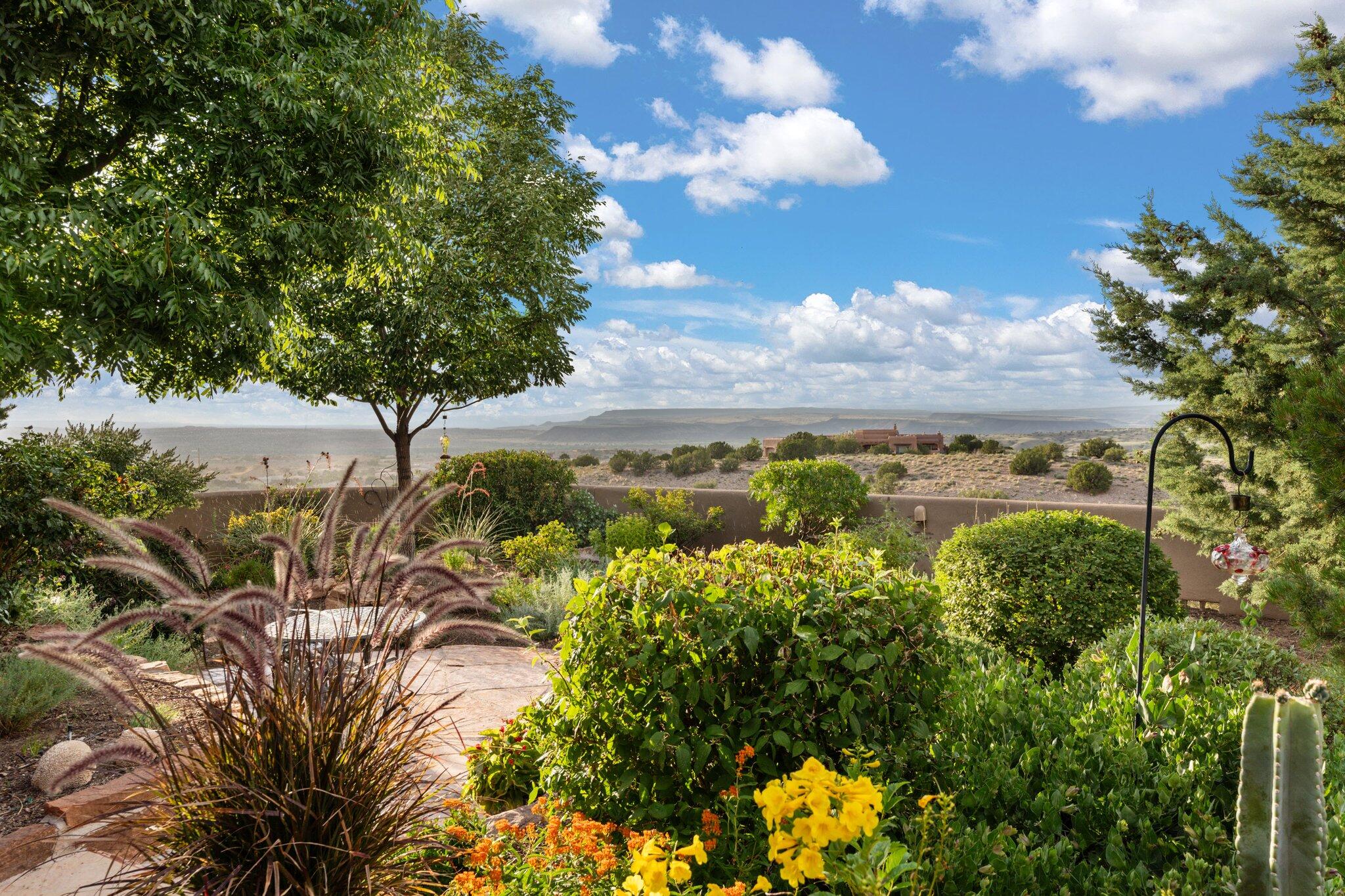 4 CAMINO VISTA HERMOSA