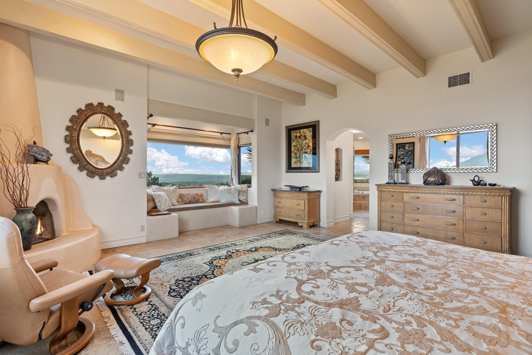 4 CAMINO VISTA HERMOSA