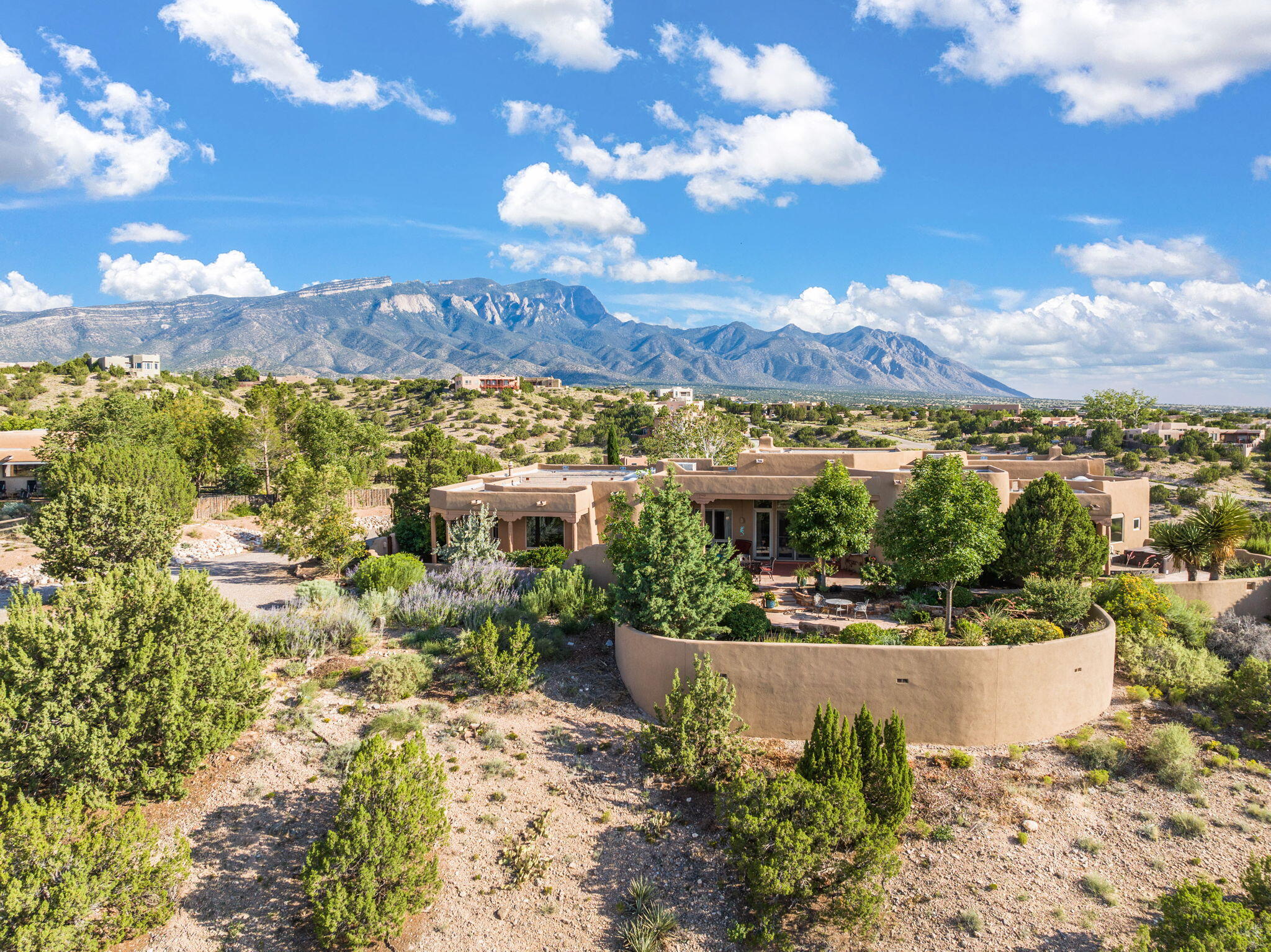 4 CAMINO VISTA HERMOSA