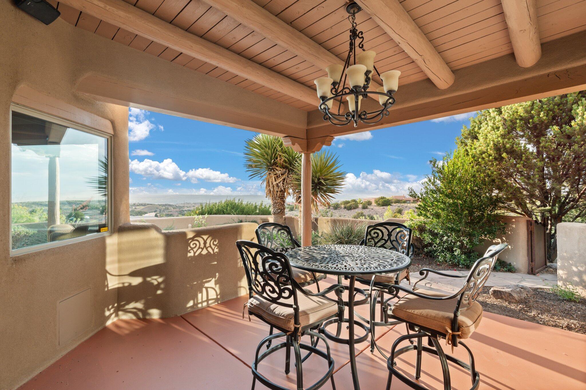 4 CAMINO VISTA HERMOSA