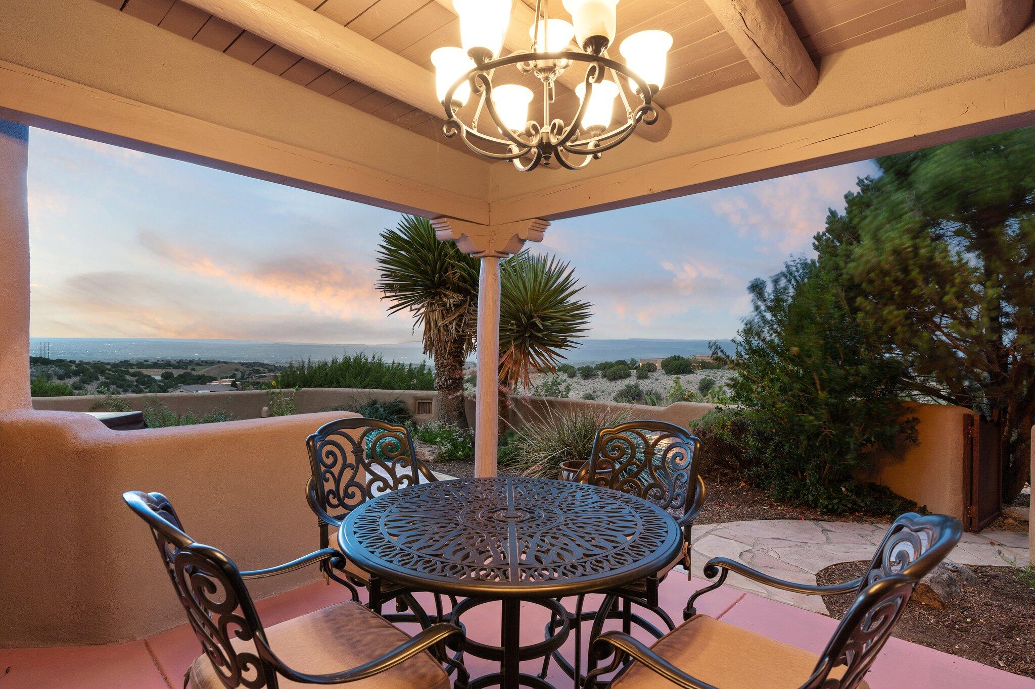 4 CAMINO VISTA HERMOSA