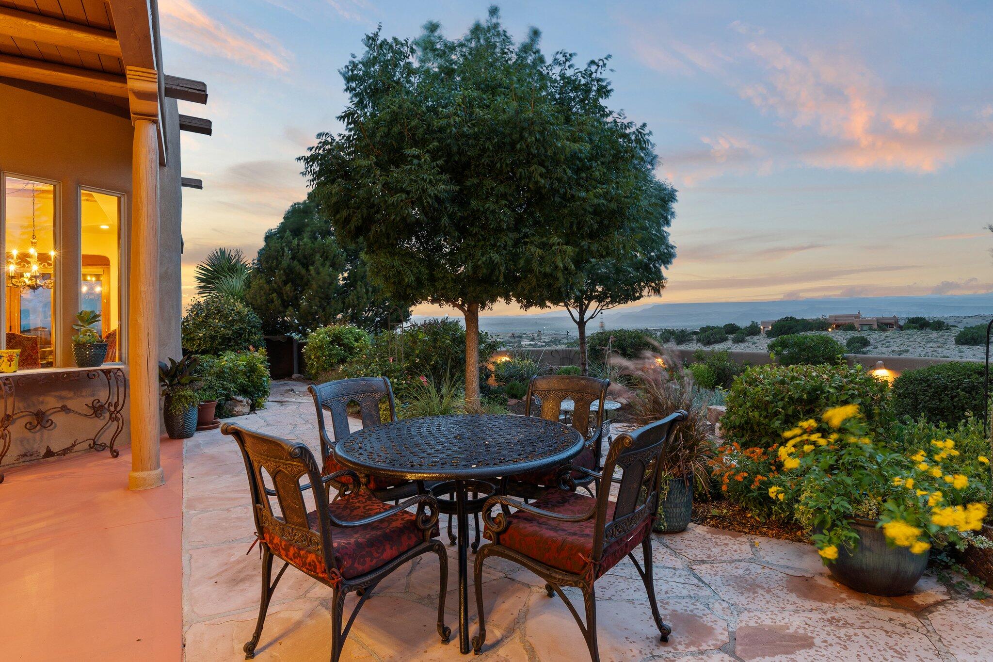 4 CAMINO VISTA HERMOSA