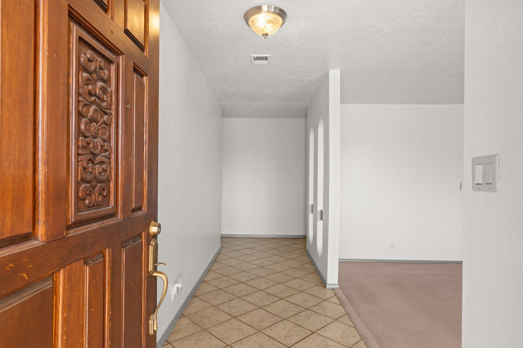 5628 ESTRELLITA DEL NORTE Road NE