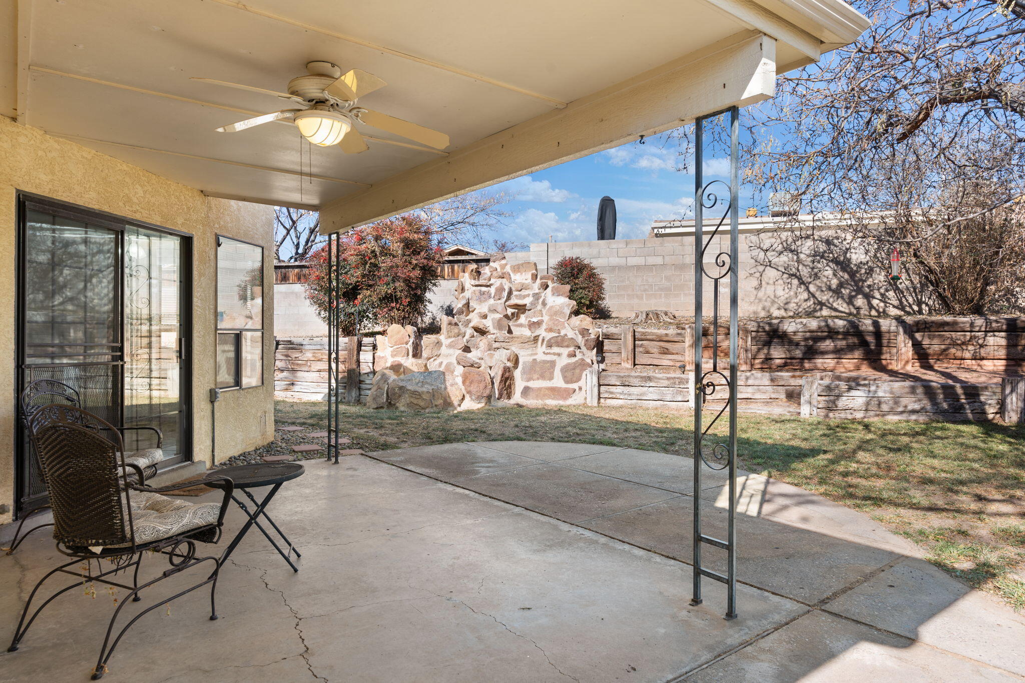 5628 ESTRELLITA DEL NORTE Road NE