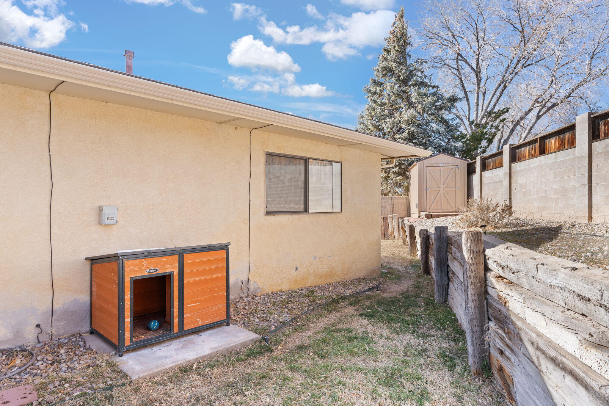 5628 ESTRELLITA DEL NORTE Road NE