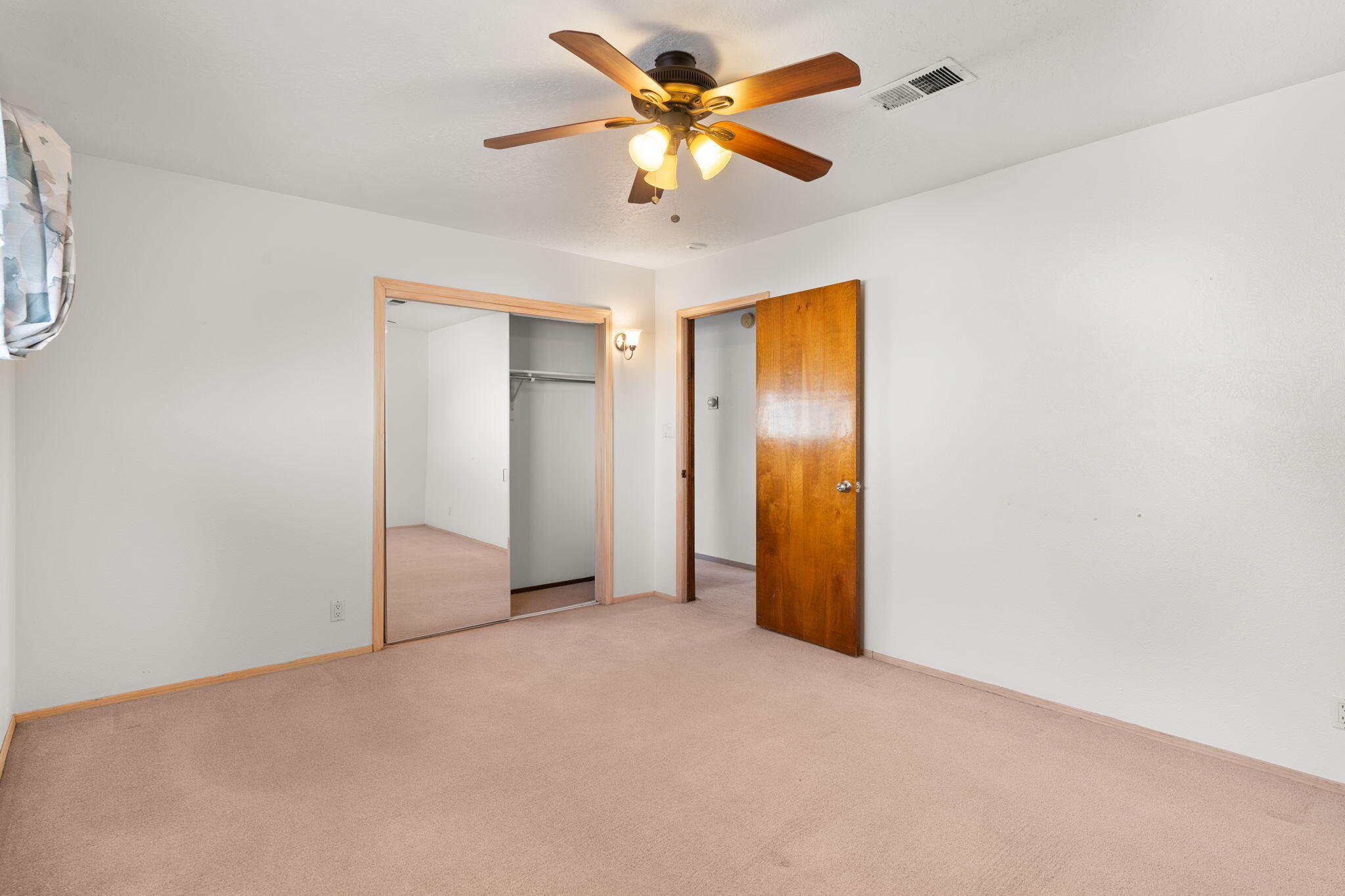 5628 ESTRELLITA DEL NORTE Road NE