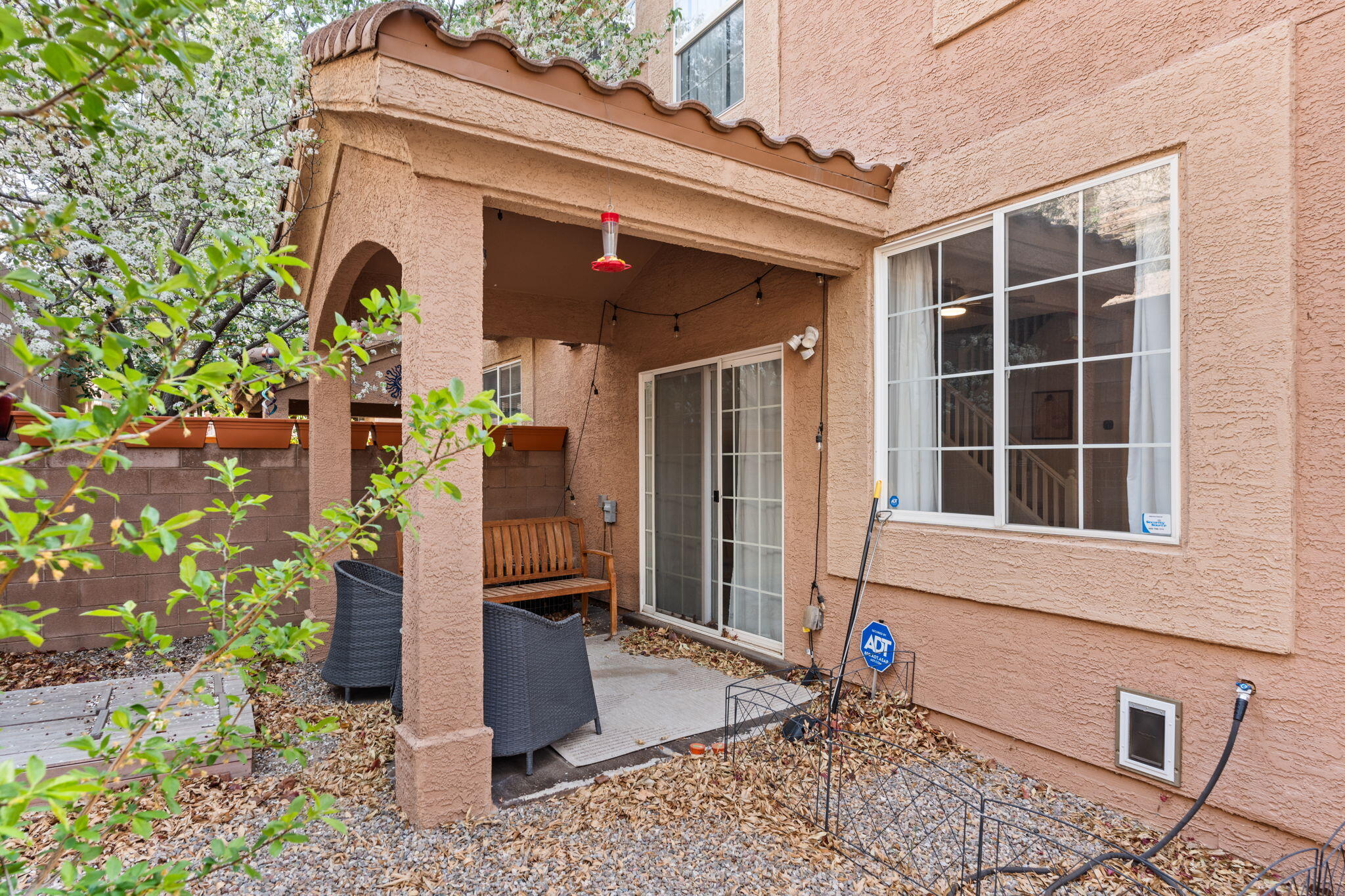 5256 MOLOKAI Street NE