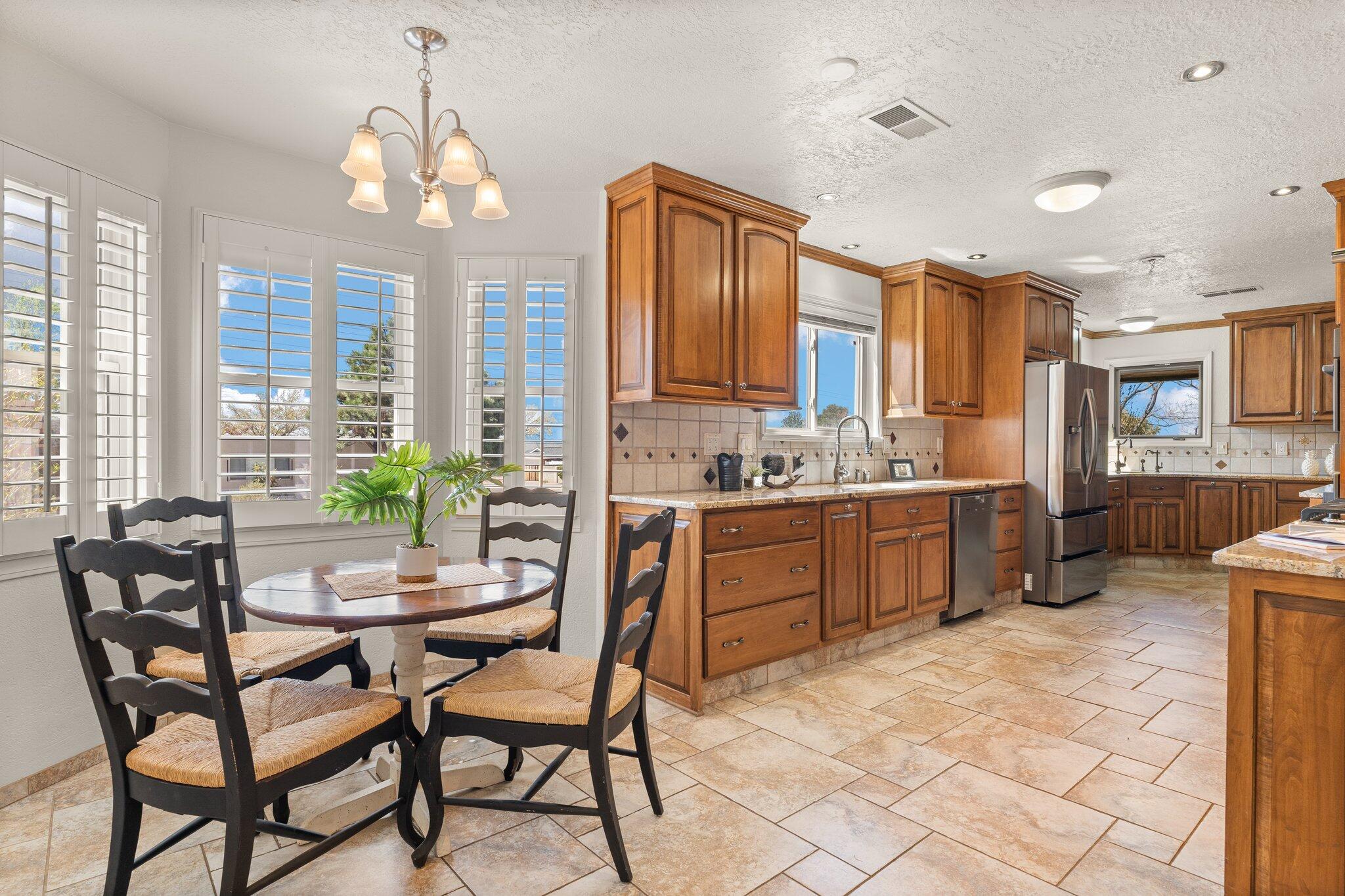4001 SHENANDOAH Place NE