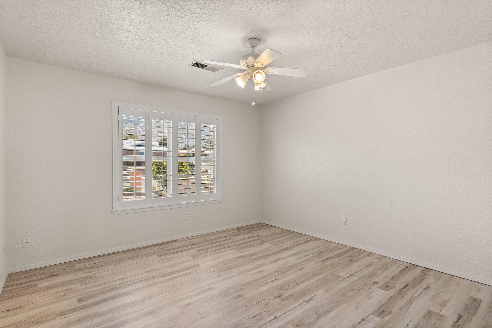 4001 SHENANDOAH Place NE