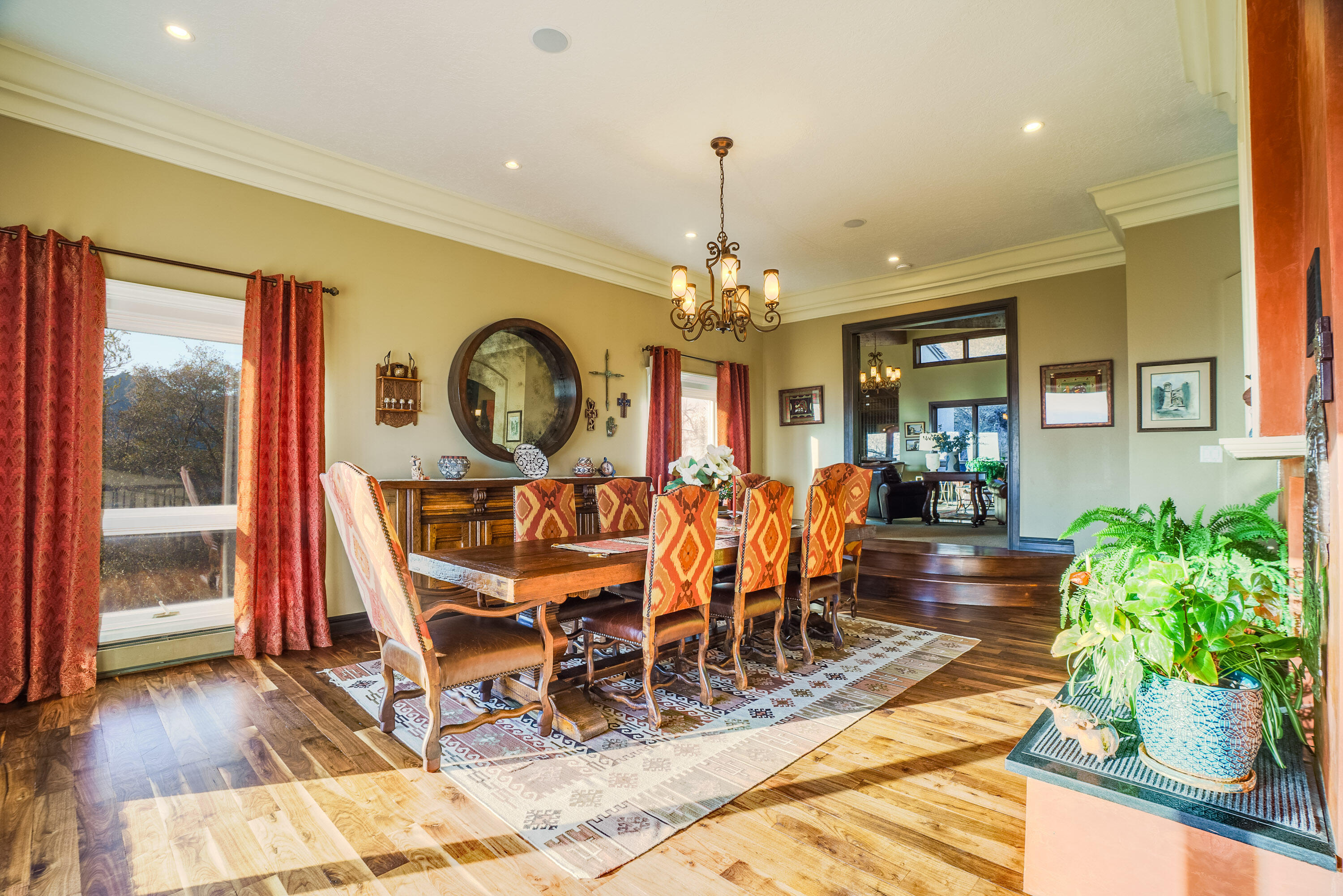 1104 LA LUZ Trail NE