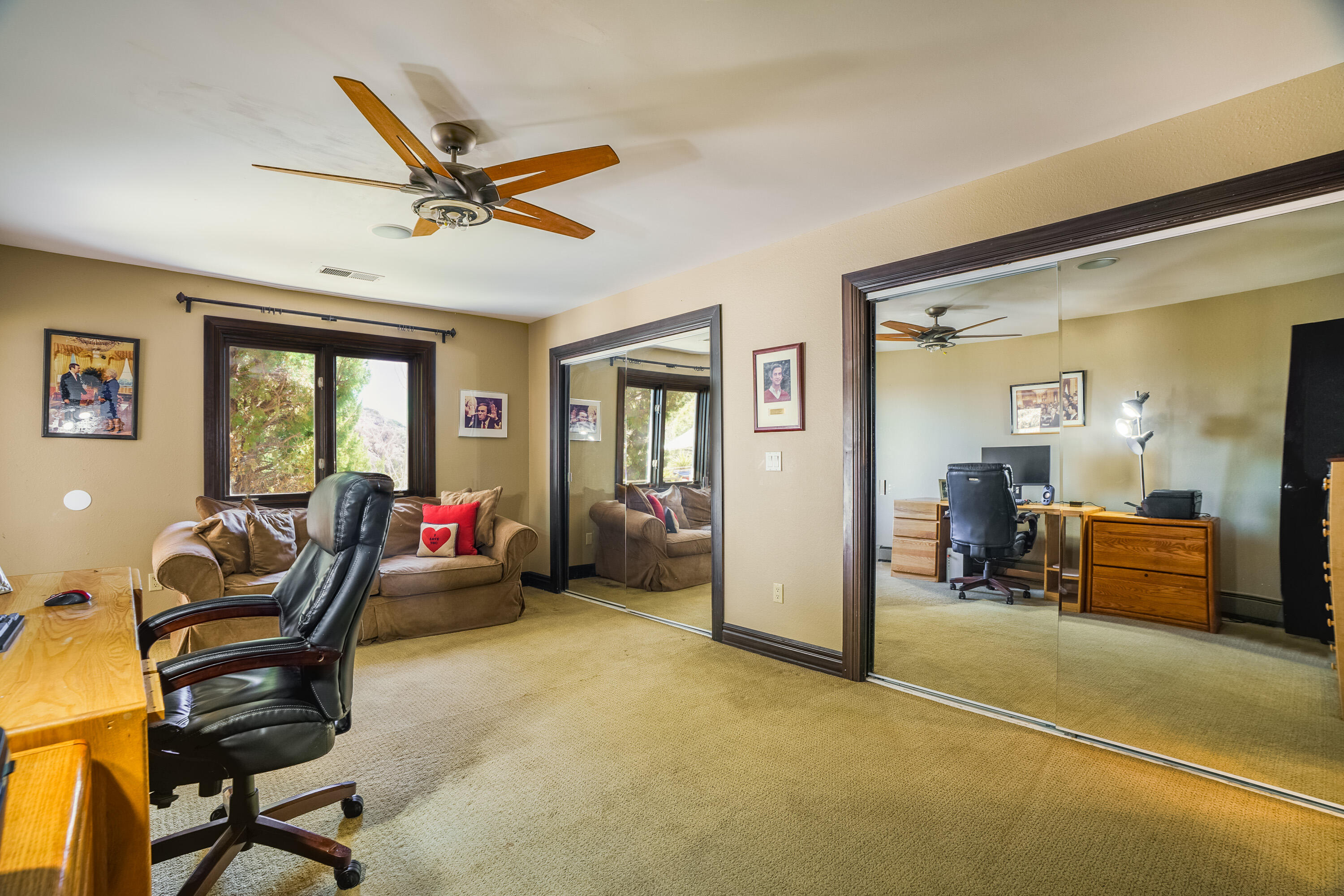 1104 LA LUZ Trail NE