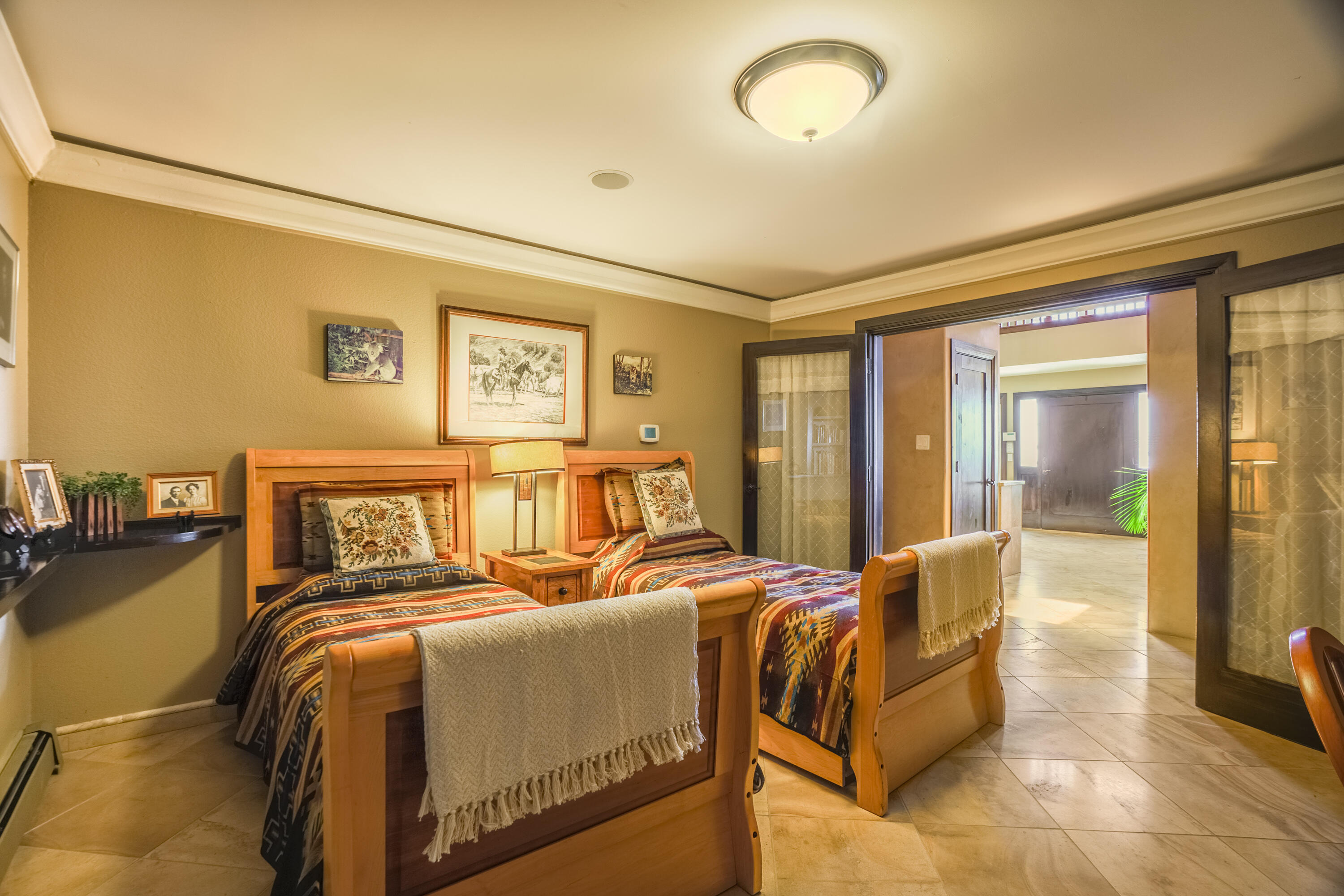 1104 LA LUZ Trail NE