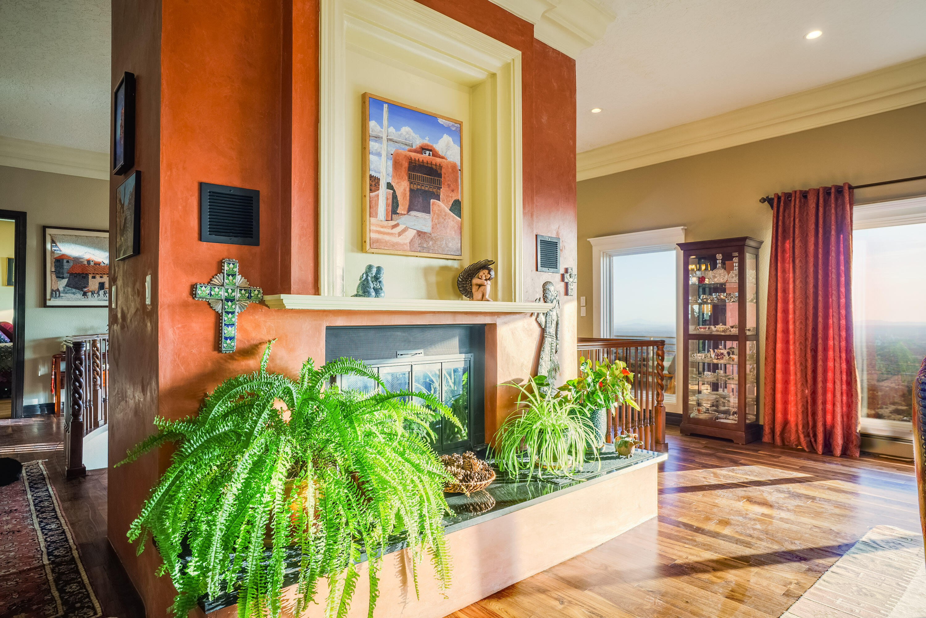 1104 LA LUZ Trail NE