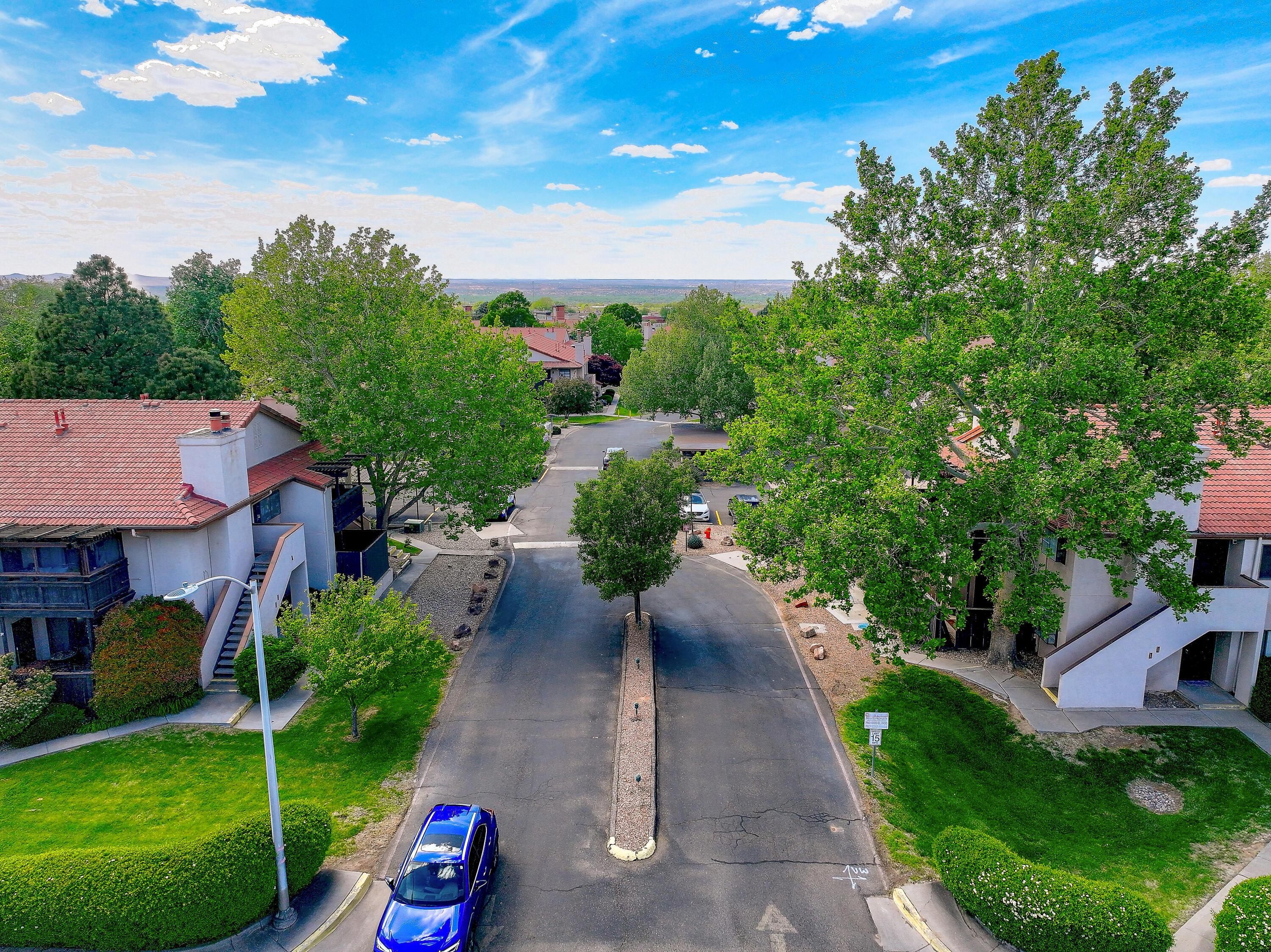 6095 McKinney Drive NE