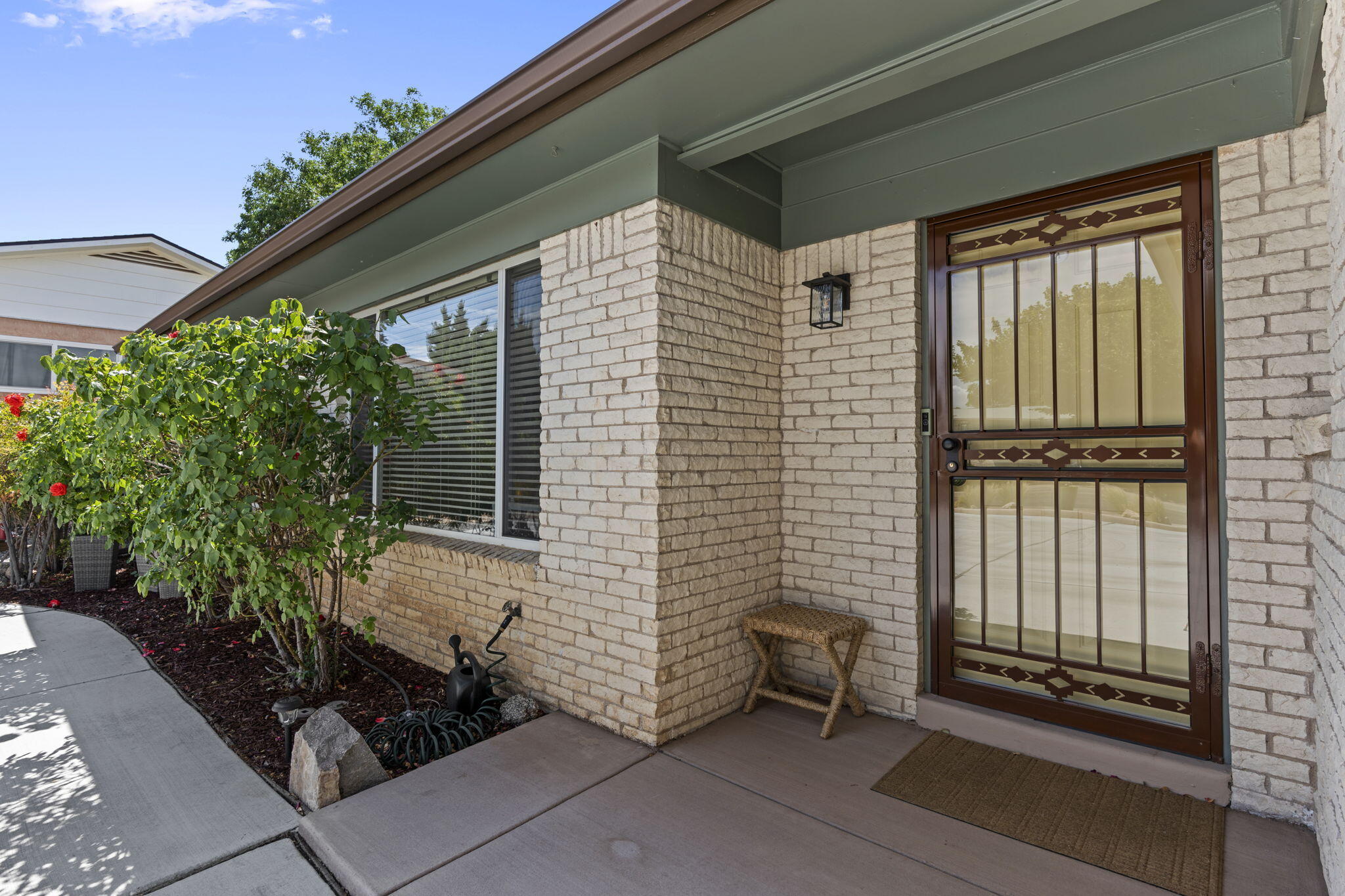 12220 YELLOWSTONE Road NE