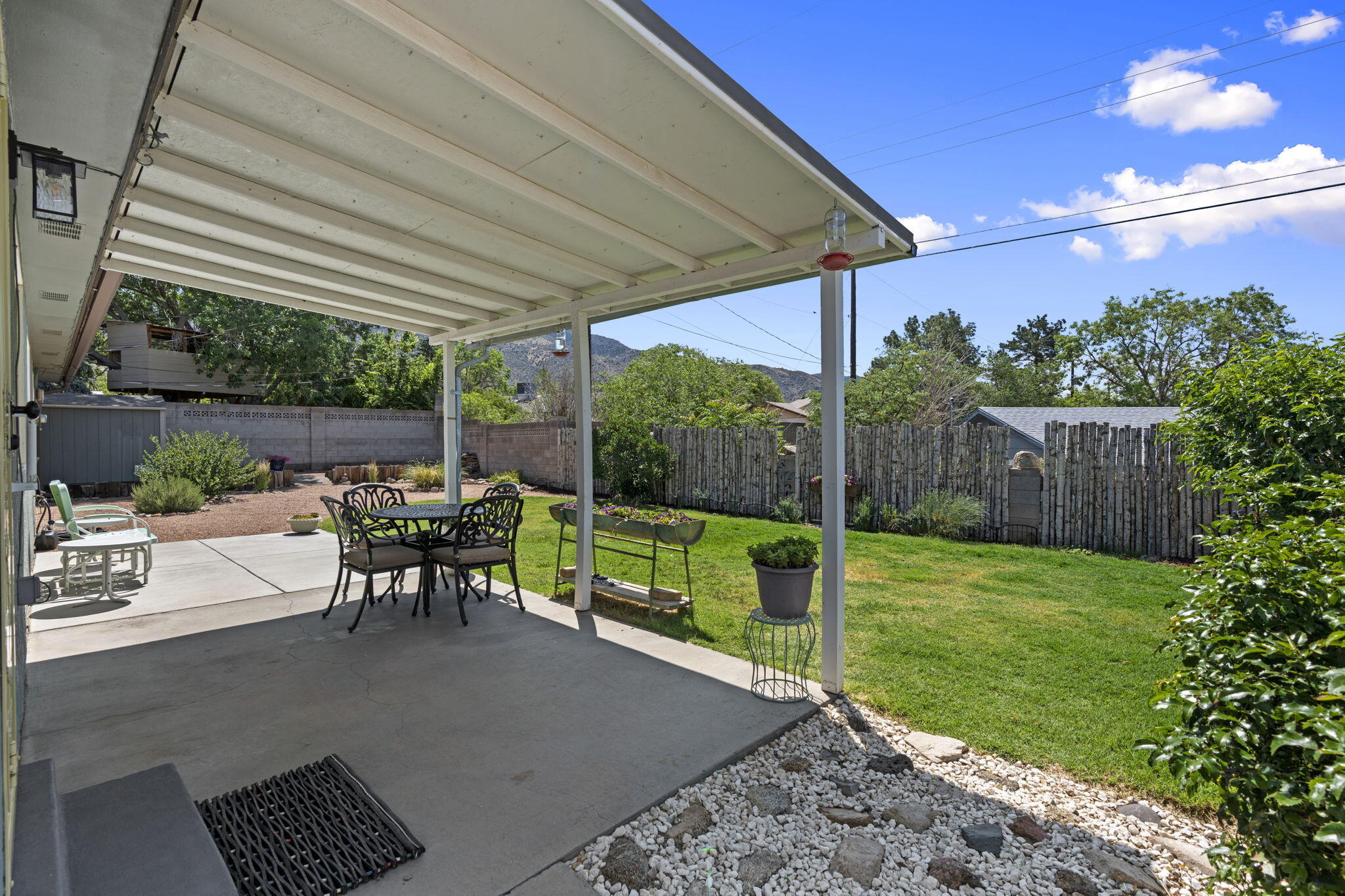 12220 YELLOWSTONE Road NE