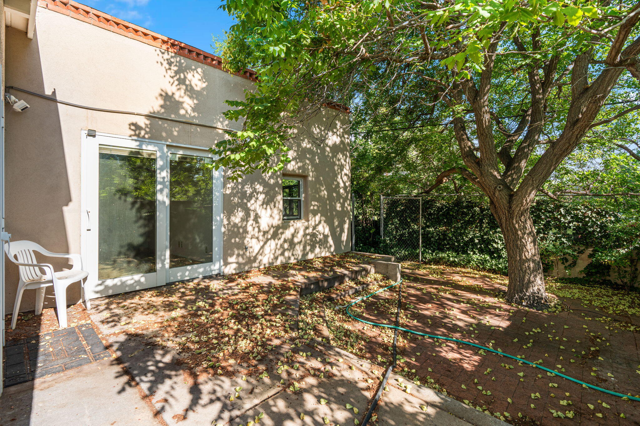 2316 HANNETT Avenue NE