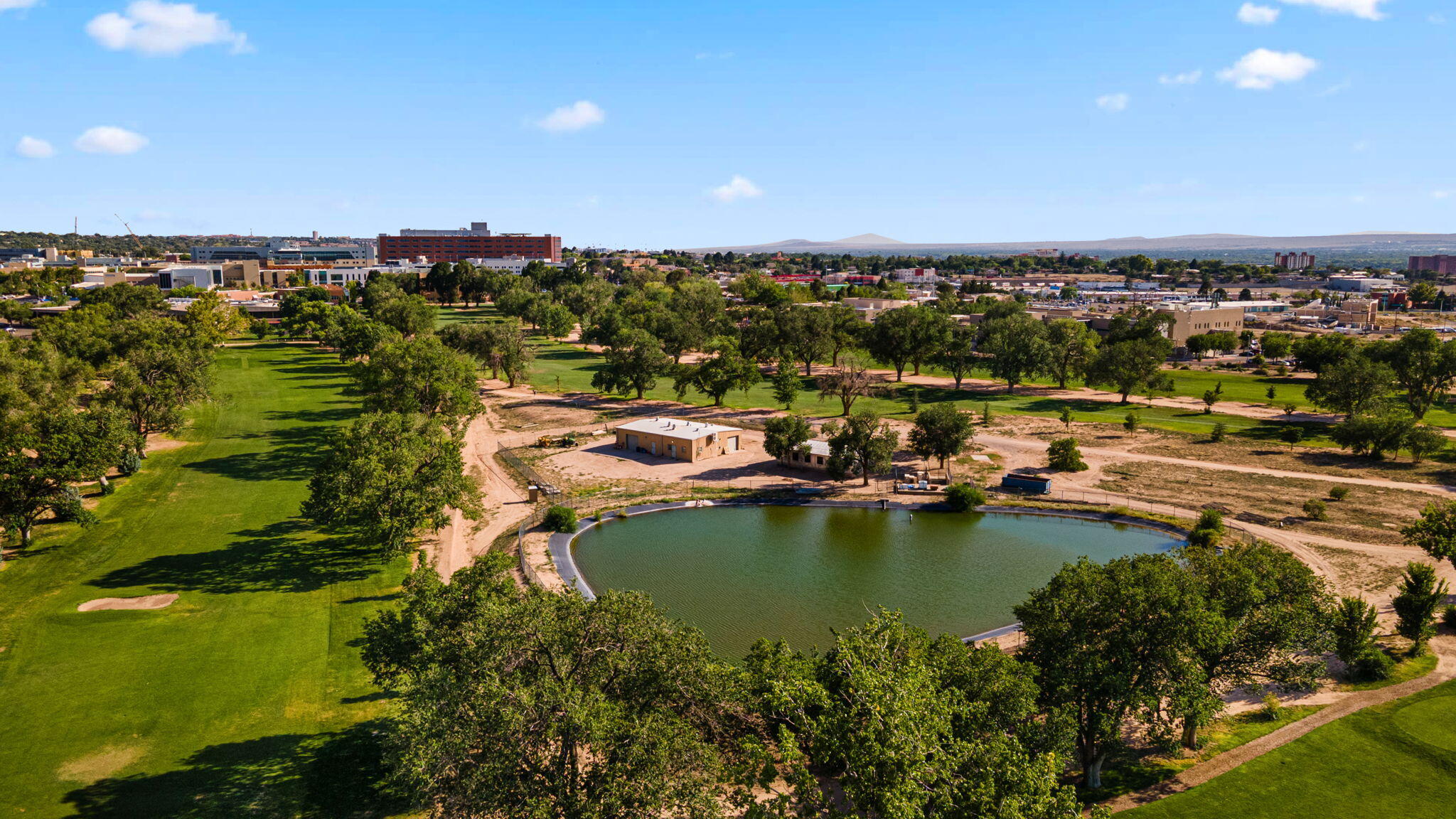 2316 HANNETT Avenue NE