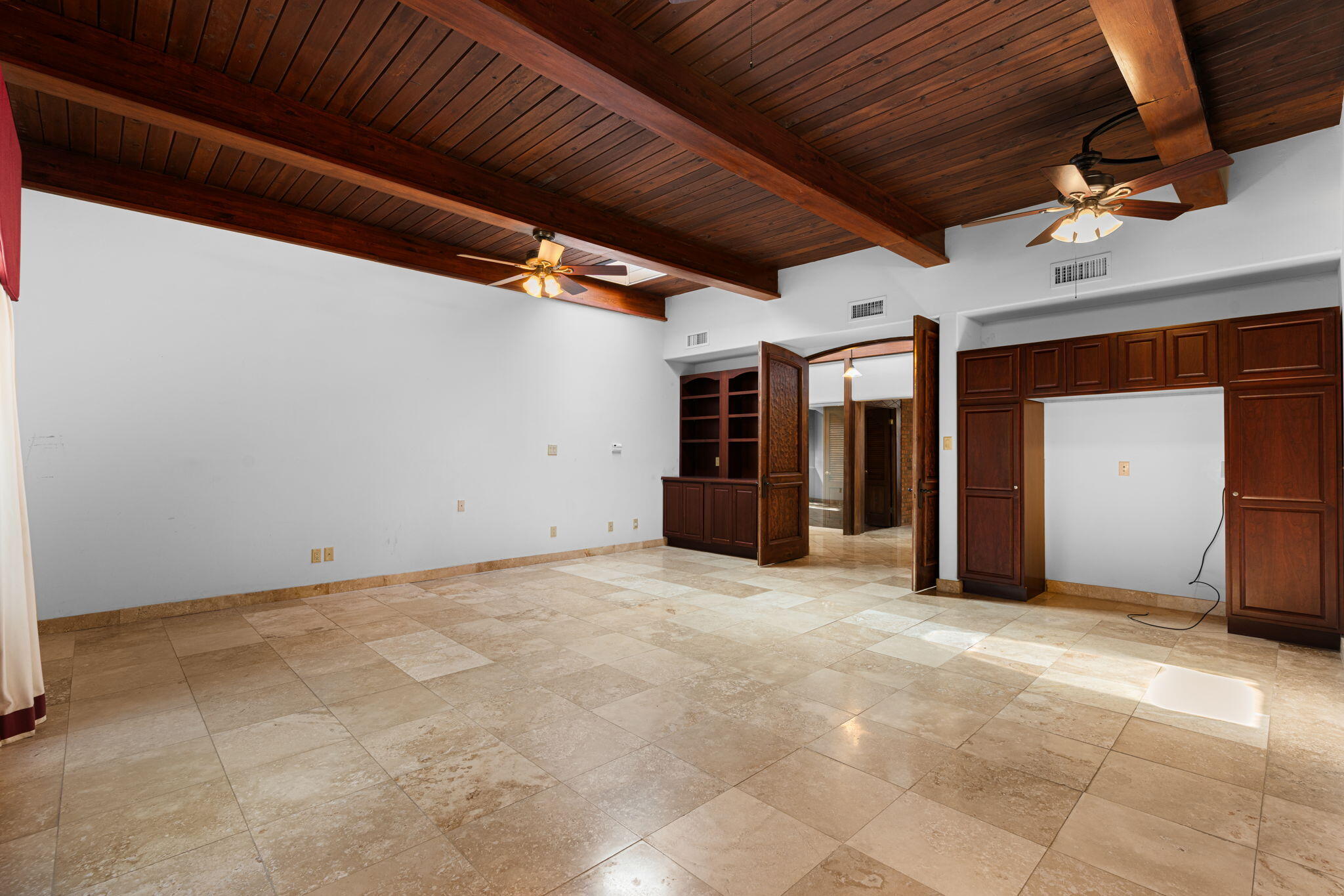 2316 HANNETT Avenue NE