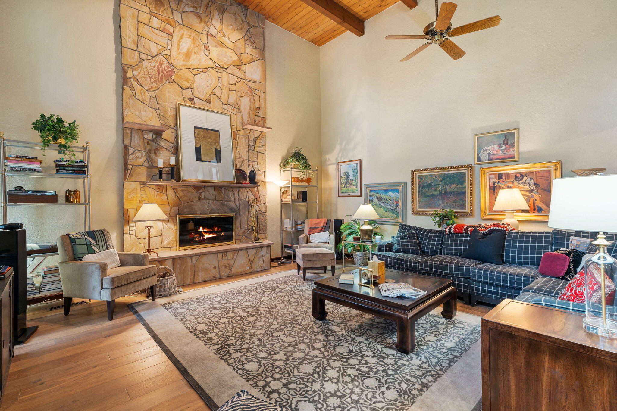 9517 SEABROOK Drive NE