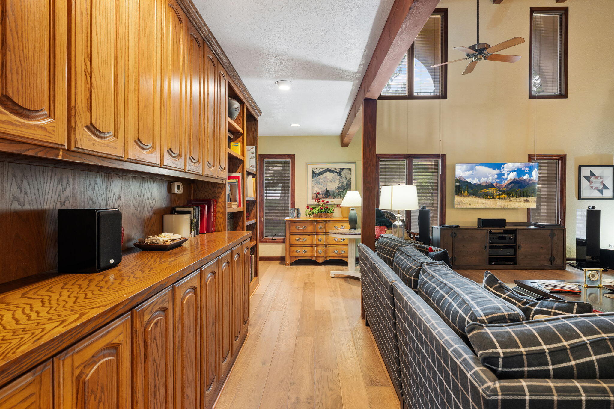 9517 SEABROOK Drive NE