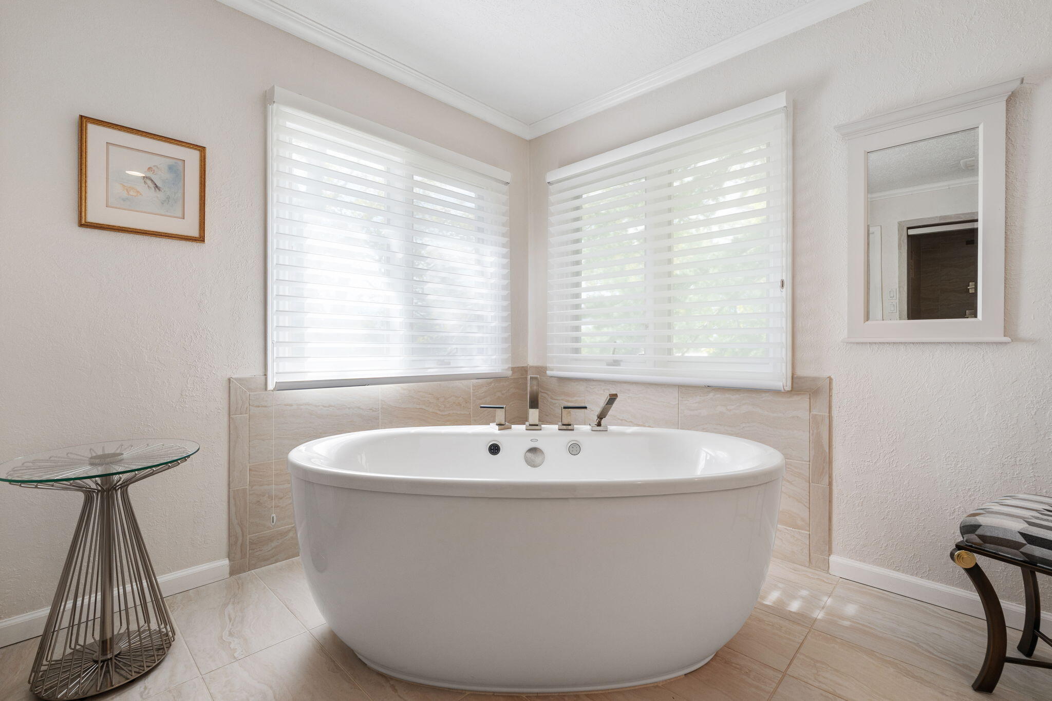 9517 SEABROOK Drive NE