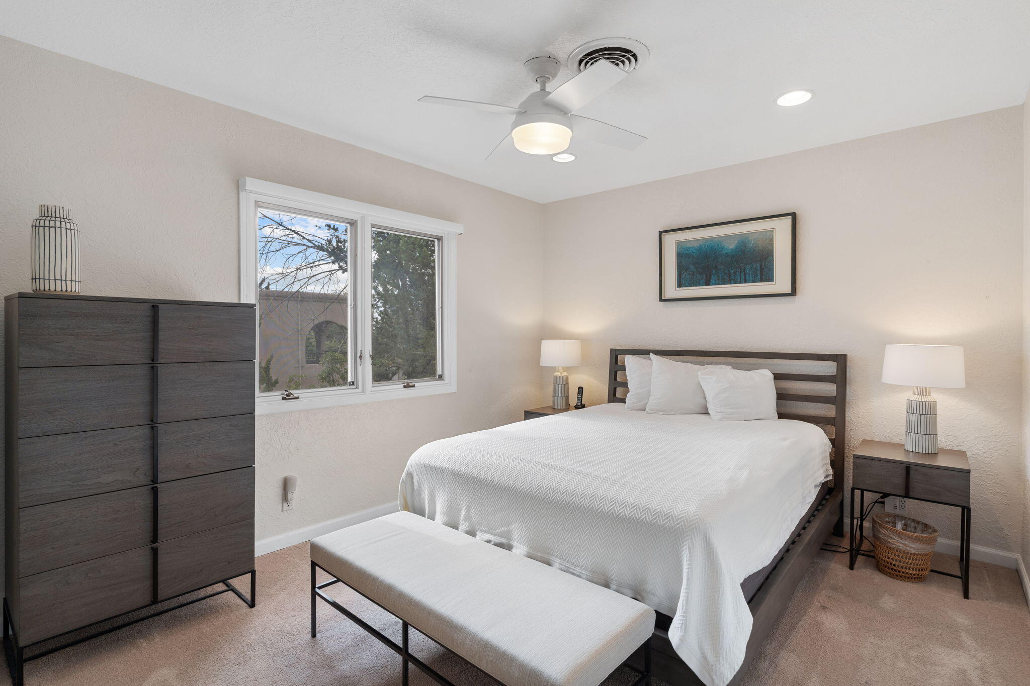 9517 SEABROOK Drive NE