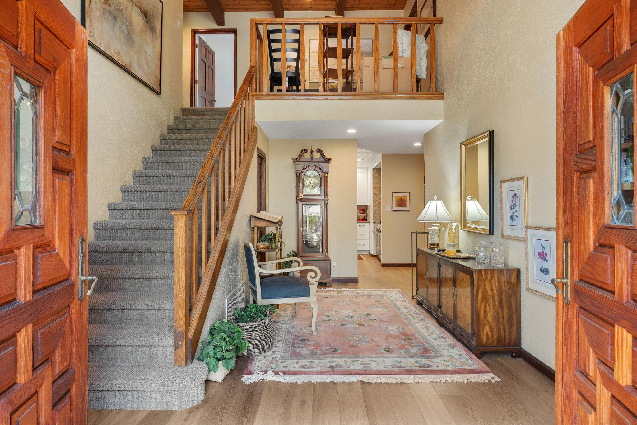 9517 SEABROOK Drive NE