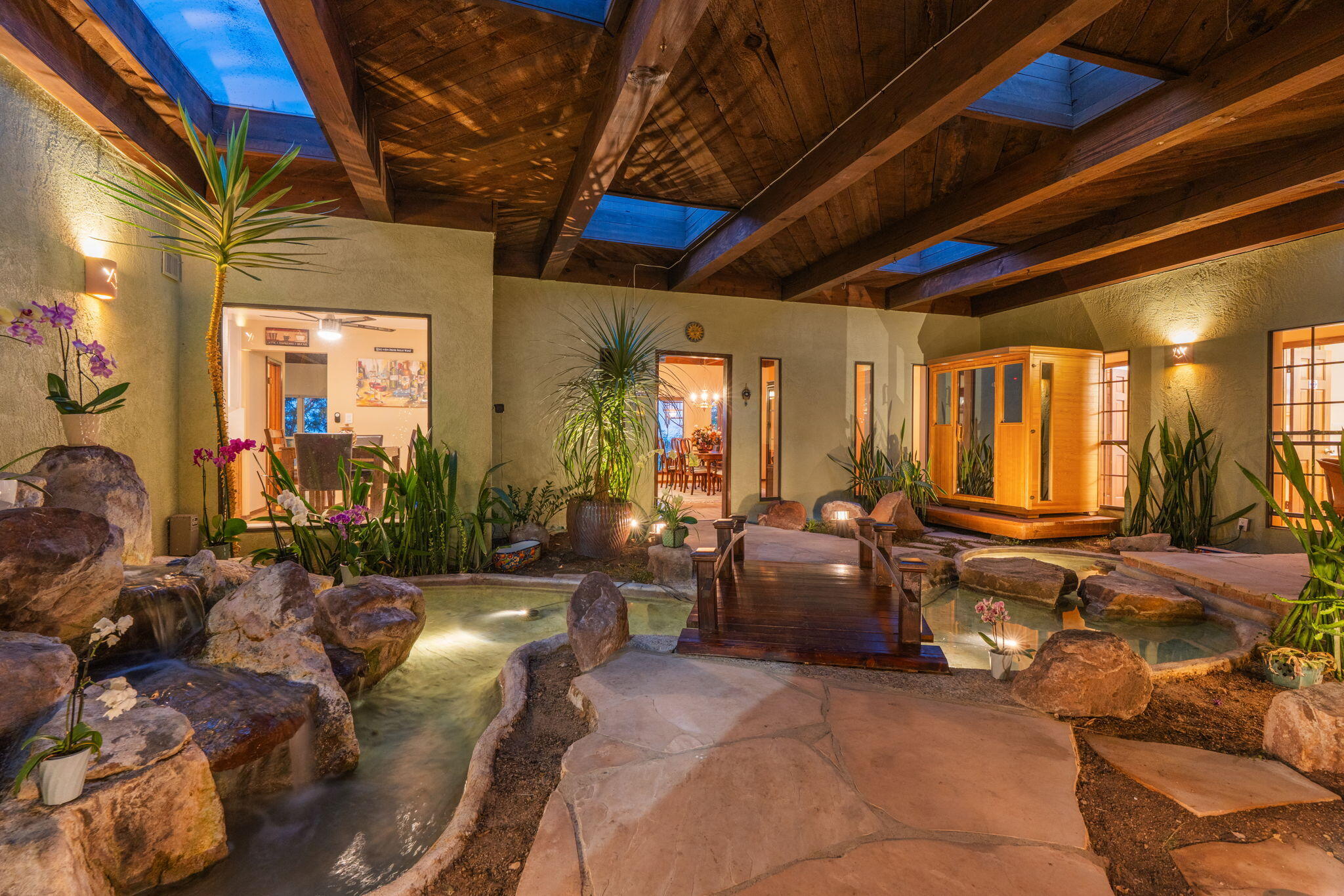 3001 LA VILLITA Place NE