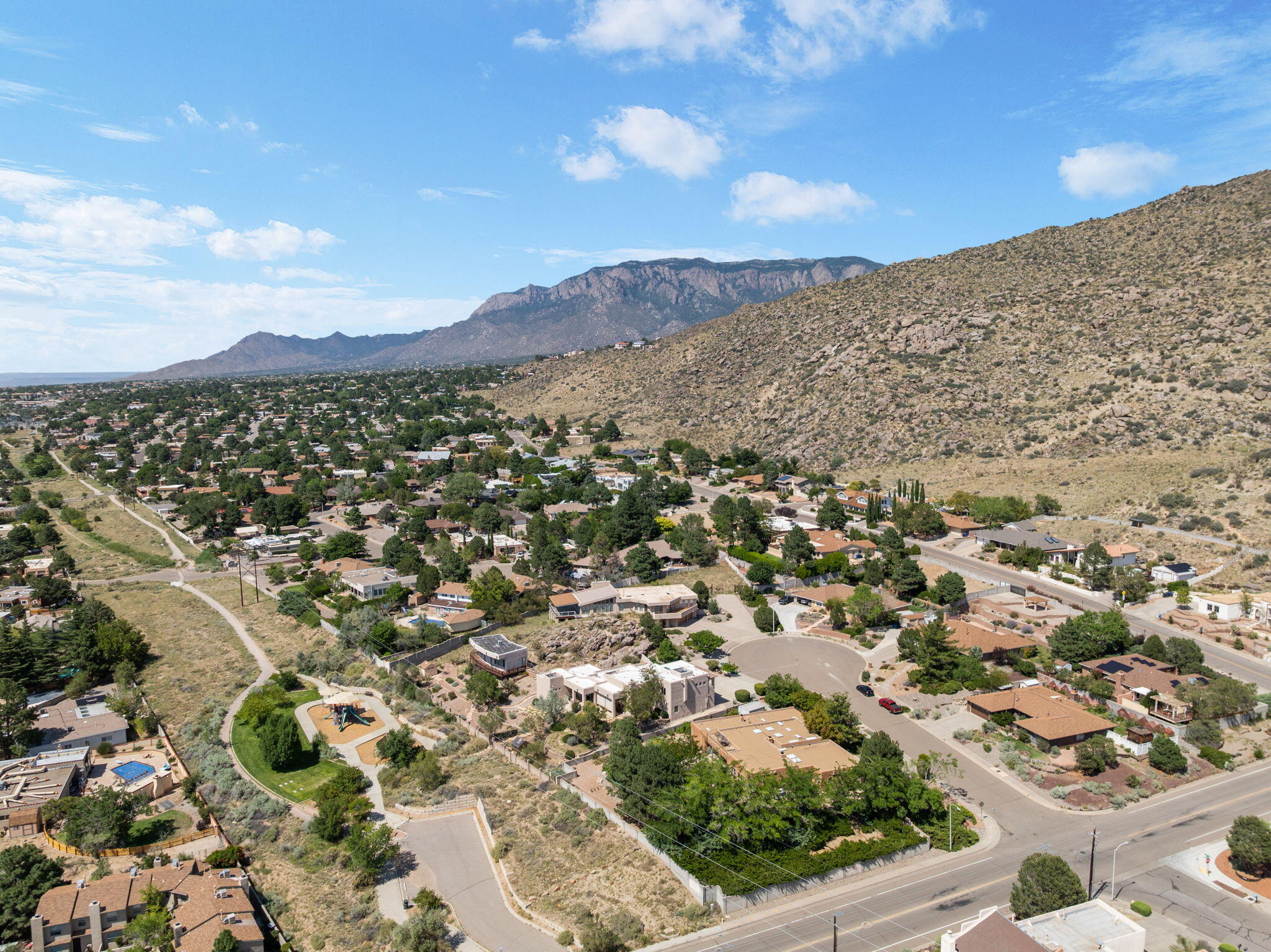 3001 LA VILLITA Place NE