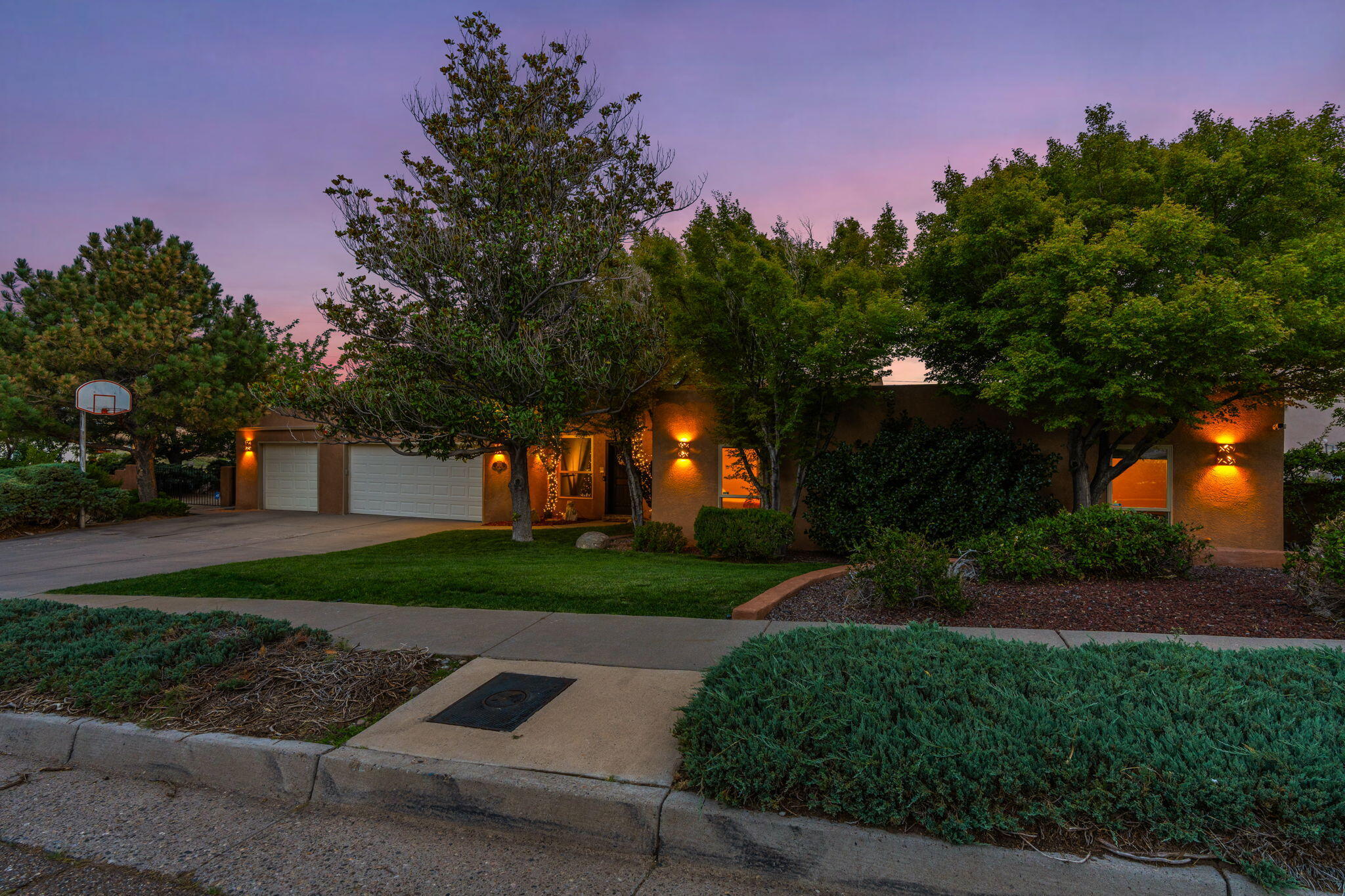 3001 LA VILLITA Place NE