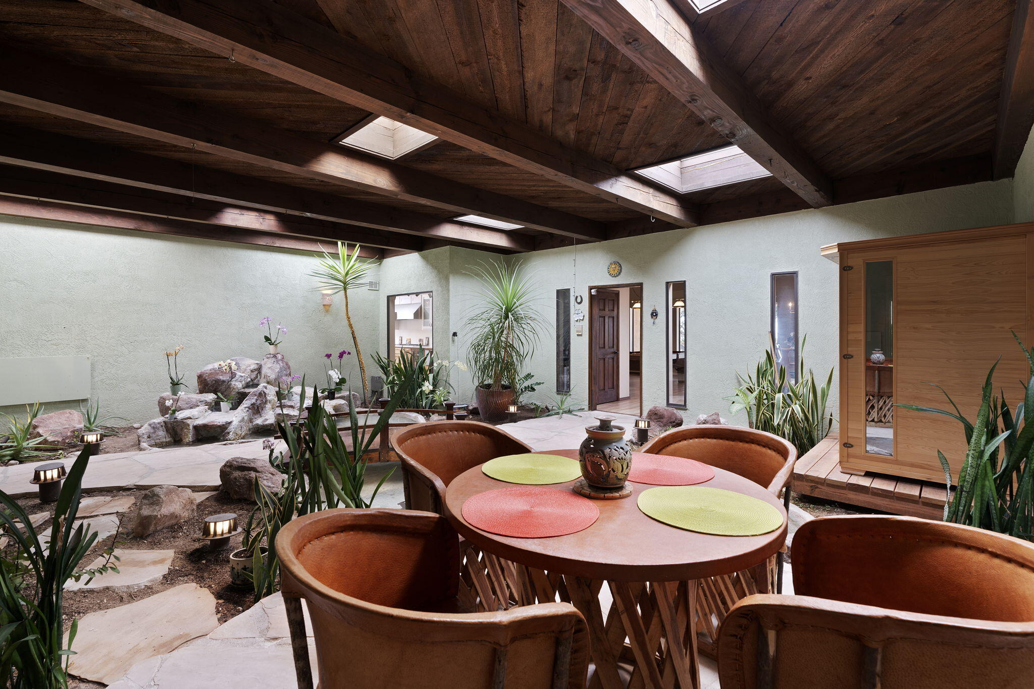 3001 LA VILLITA Place NE