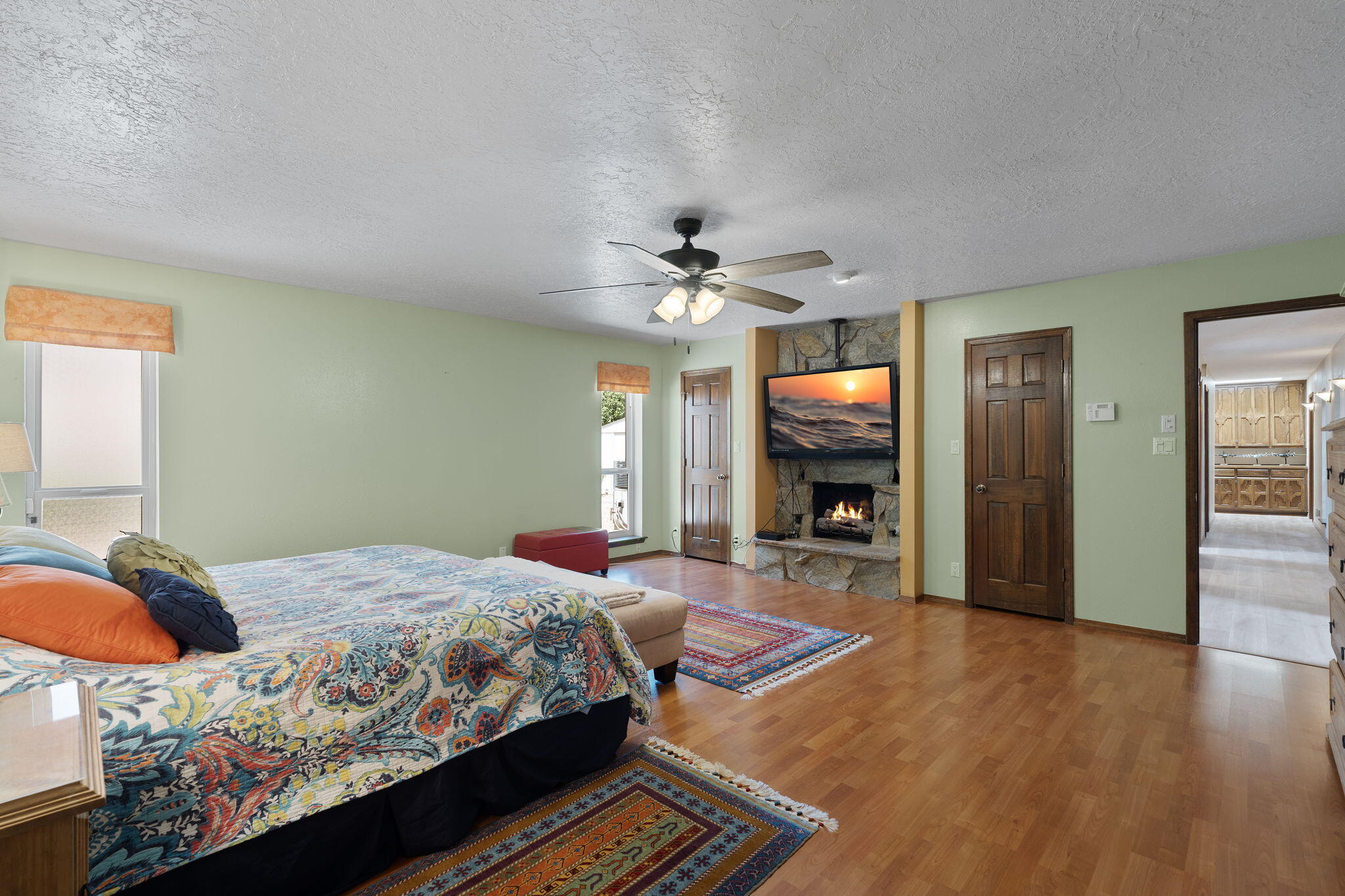 3001 LA VILLITA Place NE