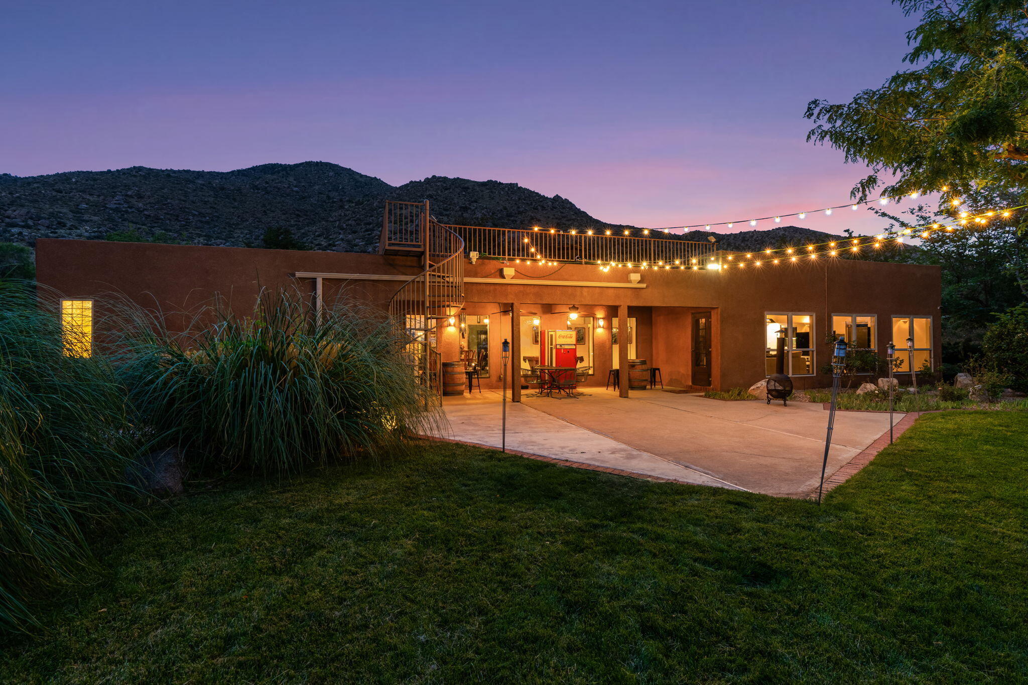 3001 LA VILLITA Place NE