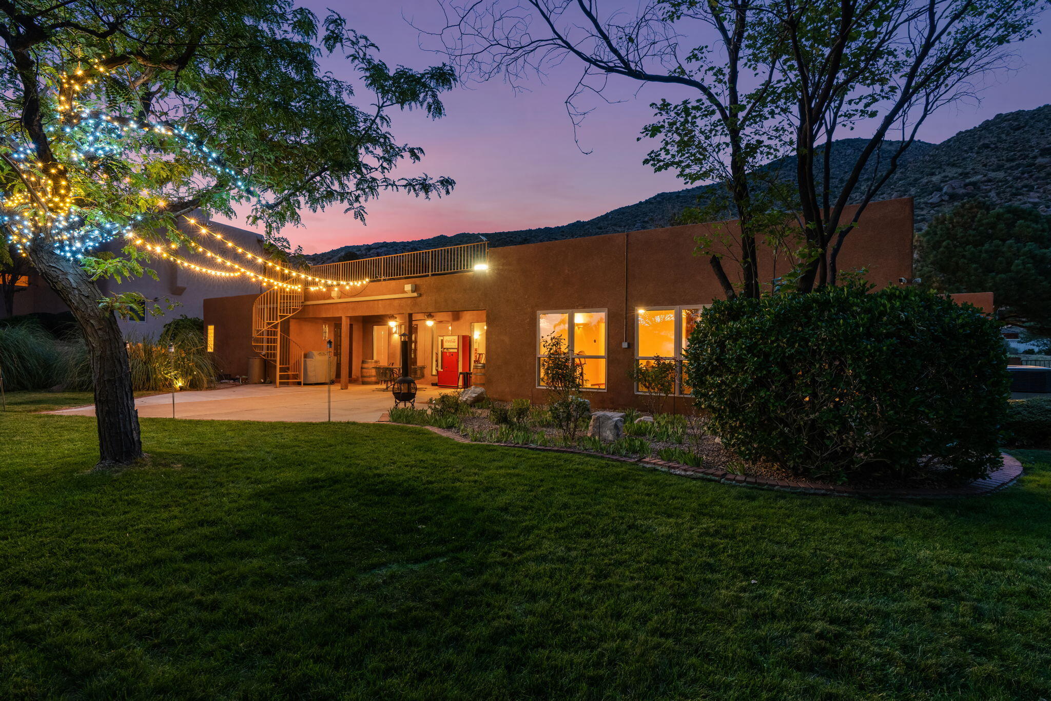 3001 LA VILLITA Place NE