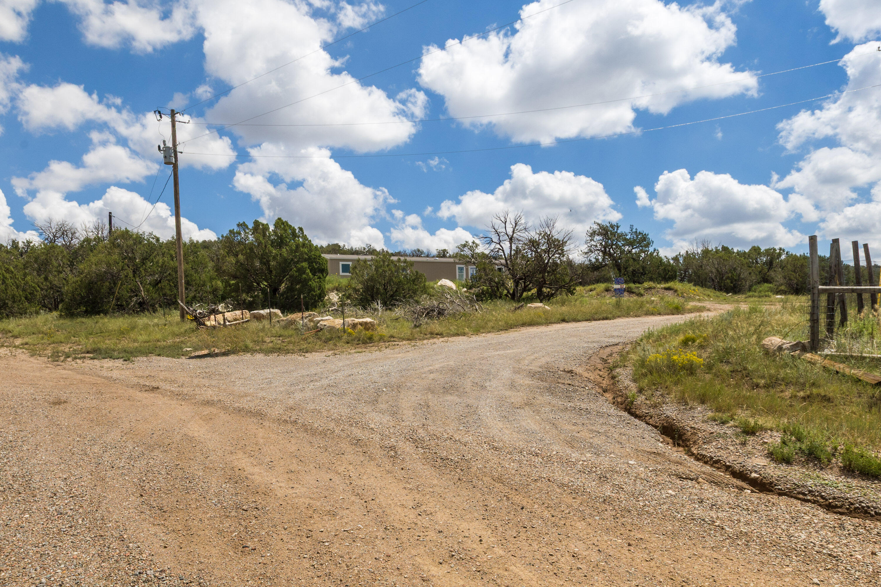 82 Saddle Spur East Road