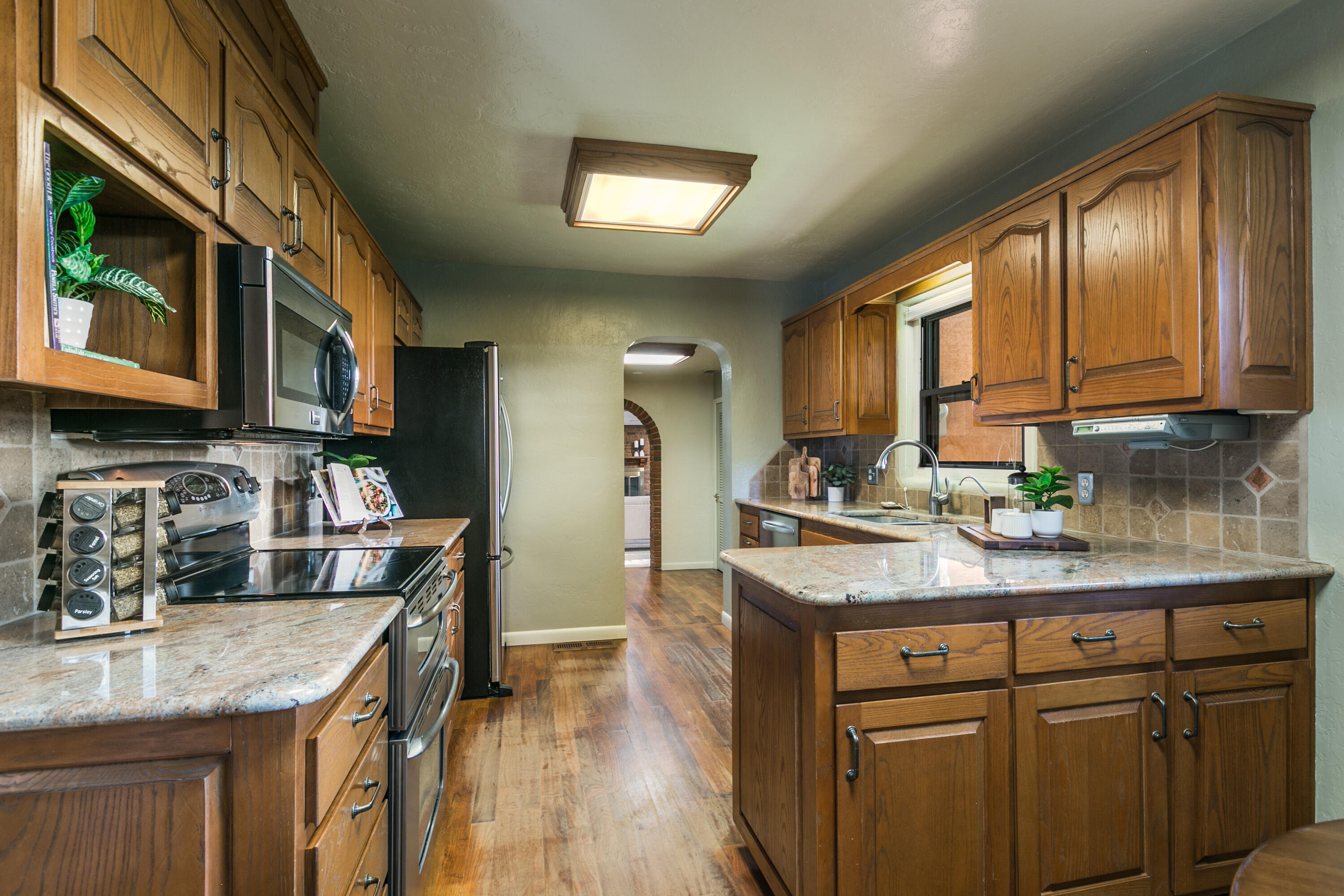 2830 RIO BRAVO Boulevard SW