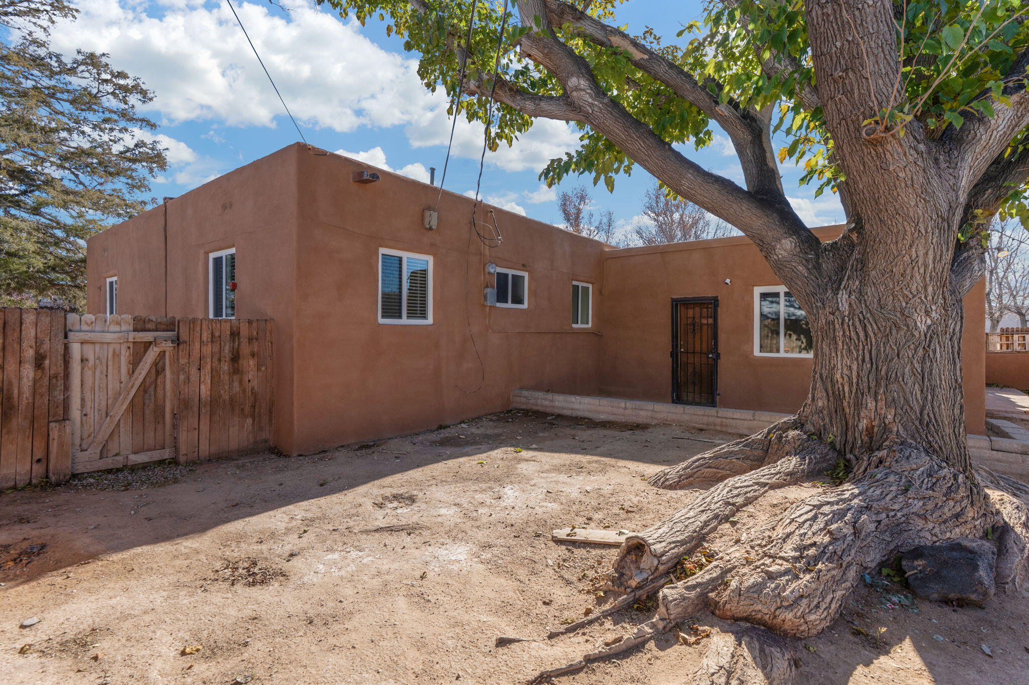 2701 Bel Air Drive NE