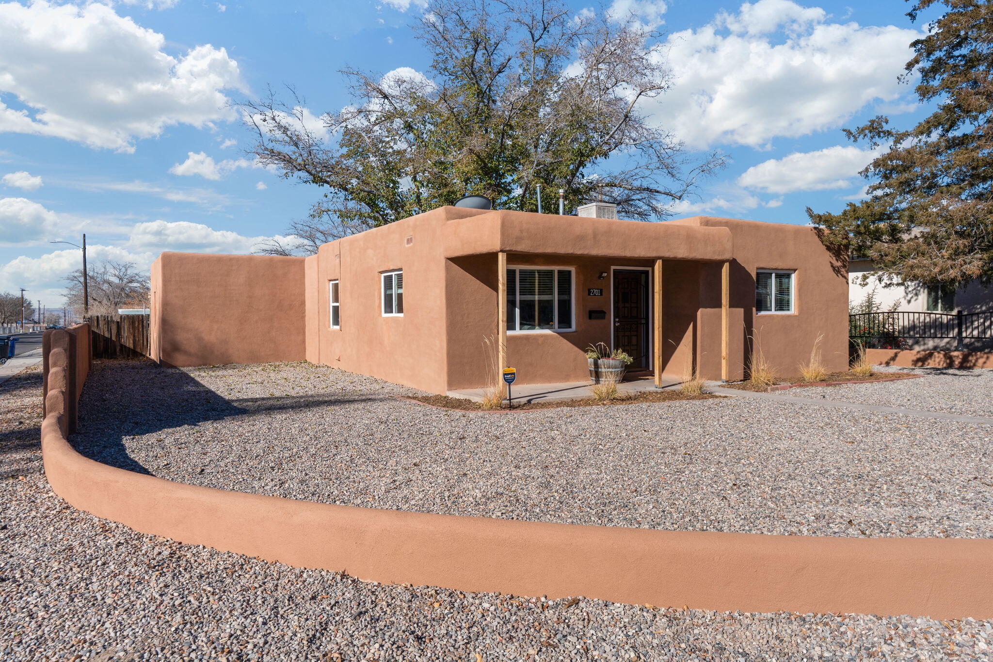 2701 Bel Air Drive NE