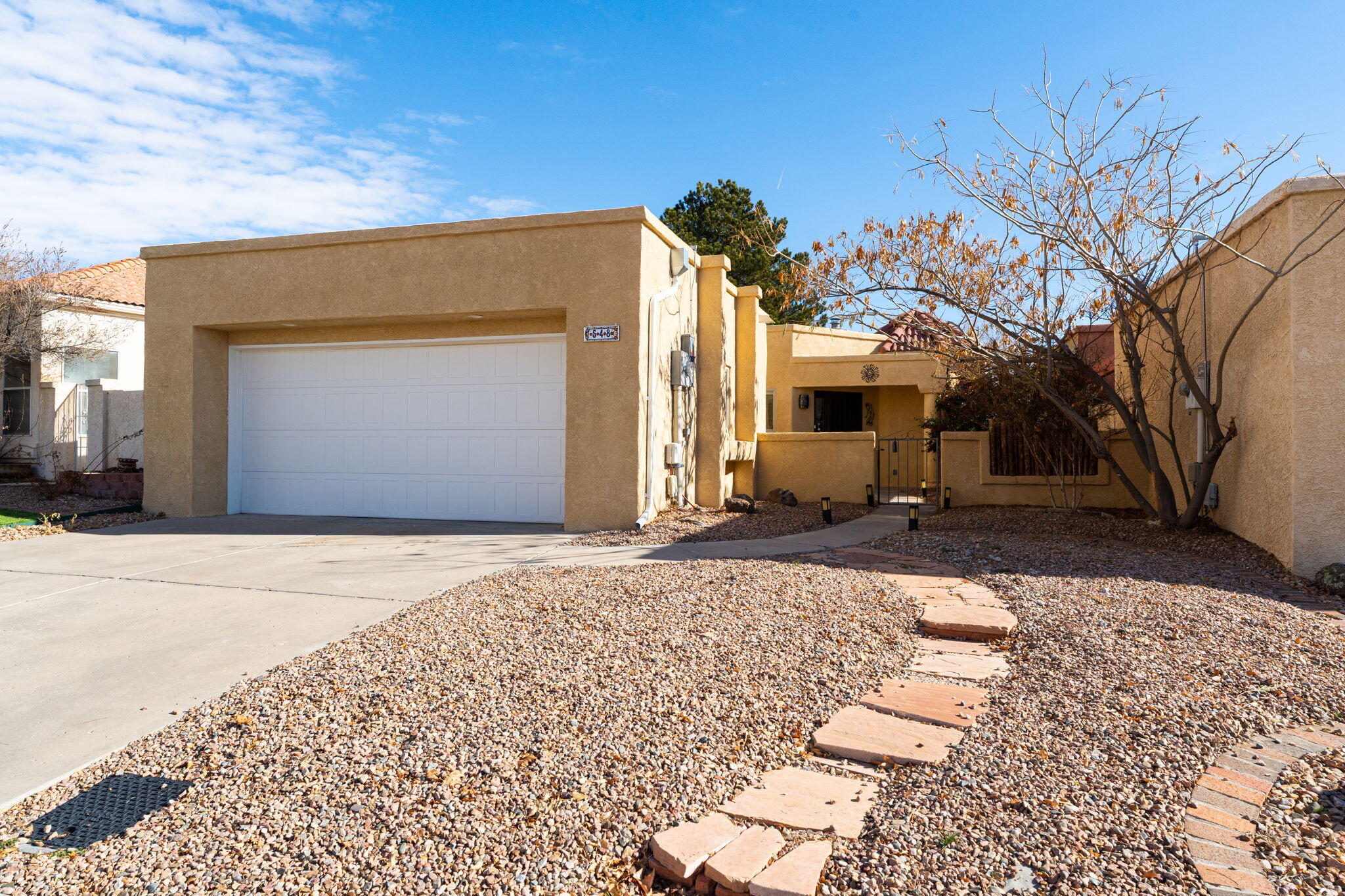 548 Superstition Drive SE
