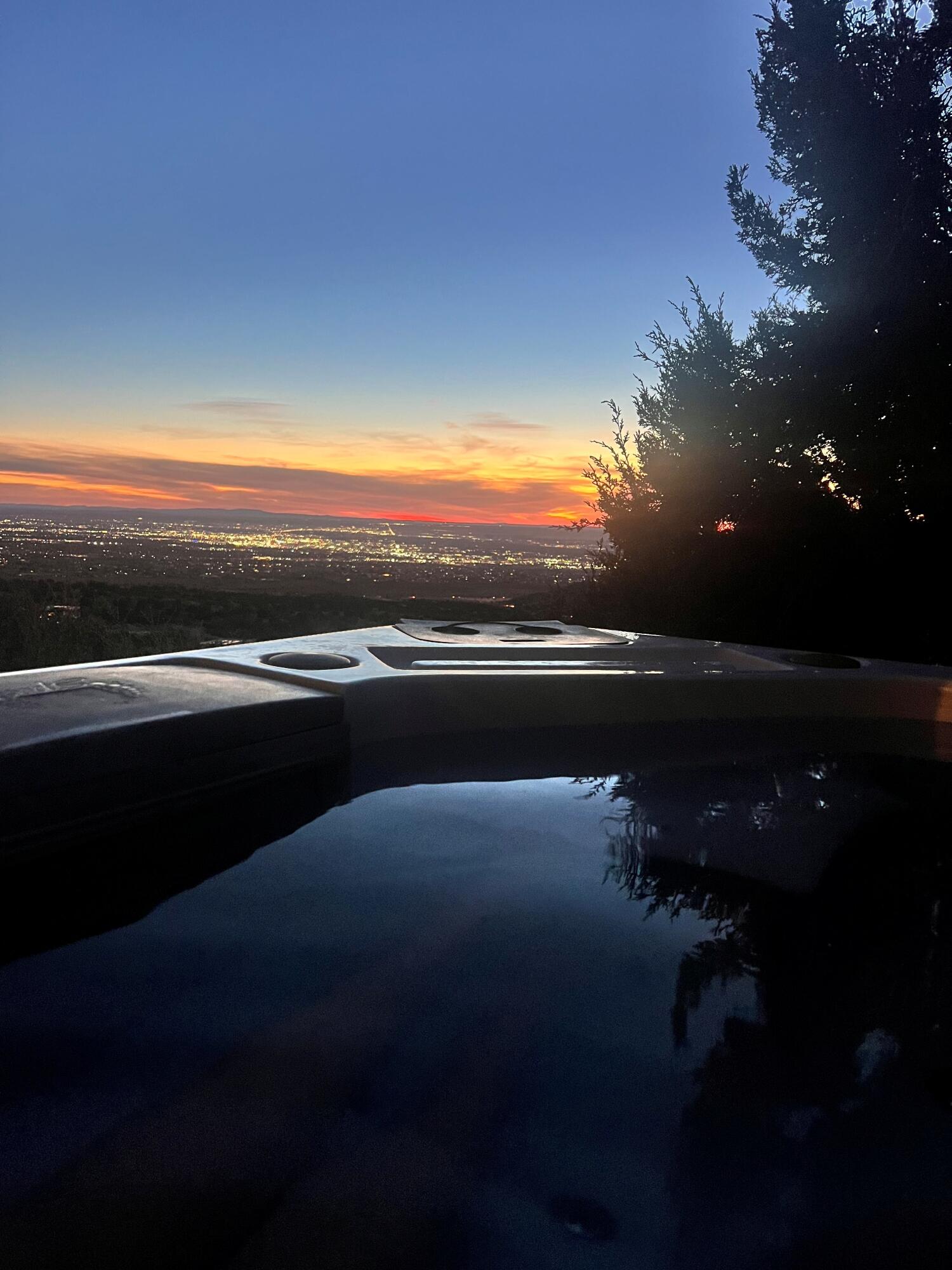 18 Tierra Monte Street NE