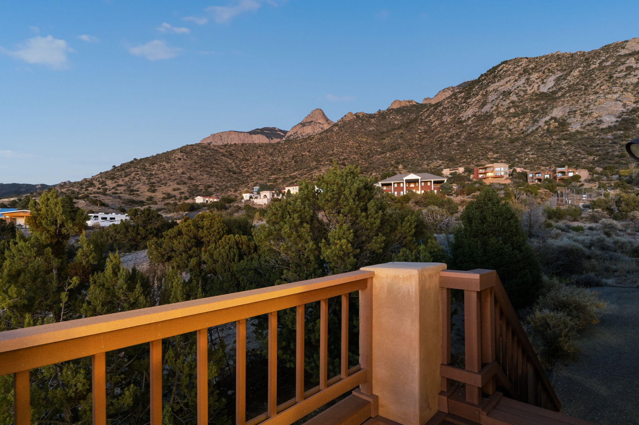 18 Tierra Monte Street NE